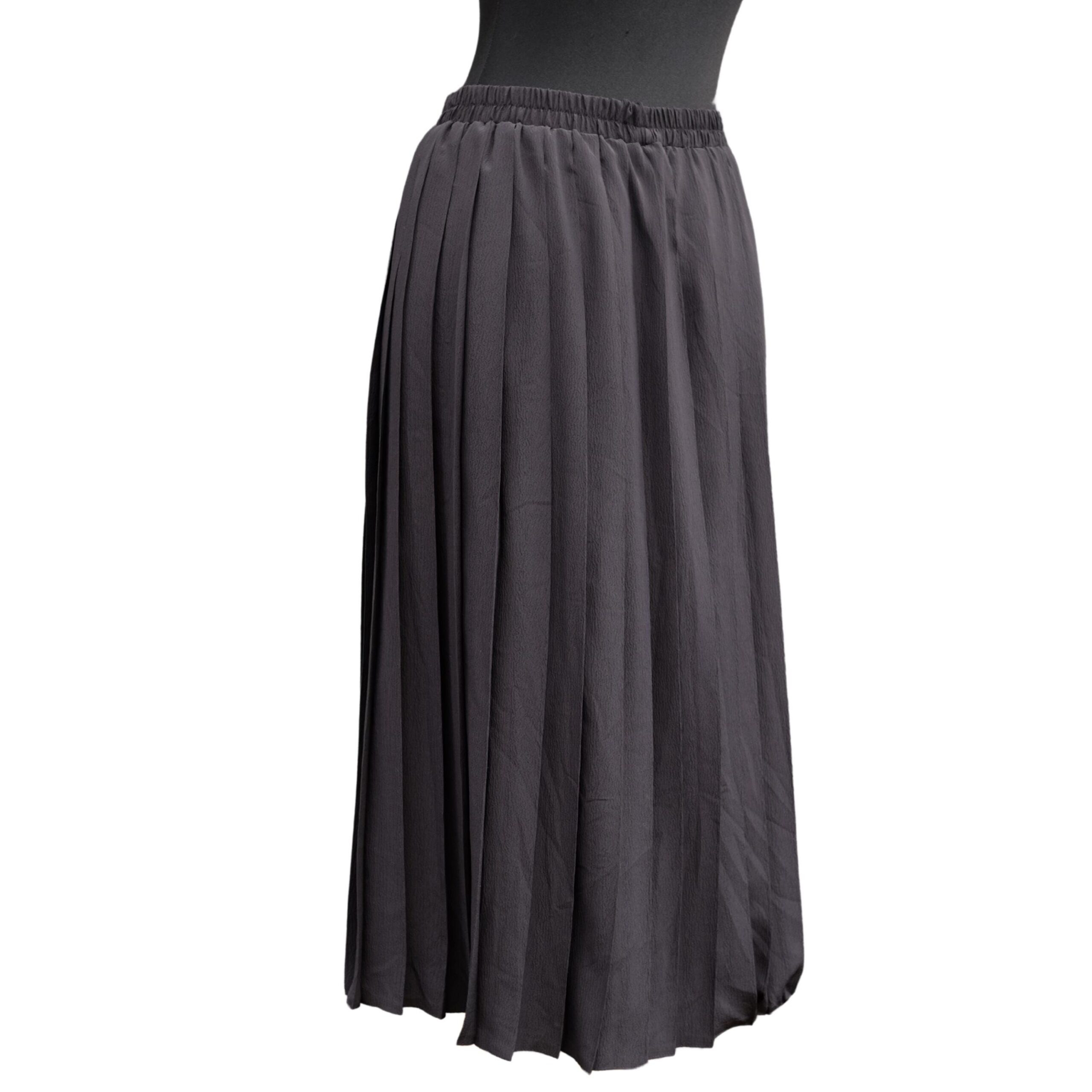 Vintage Black Pleated Skirt, Minimalistic skirt with waistband - Image 7