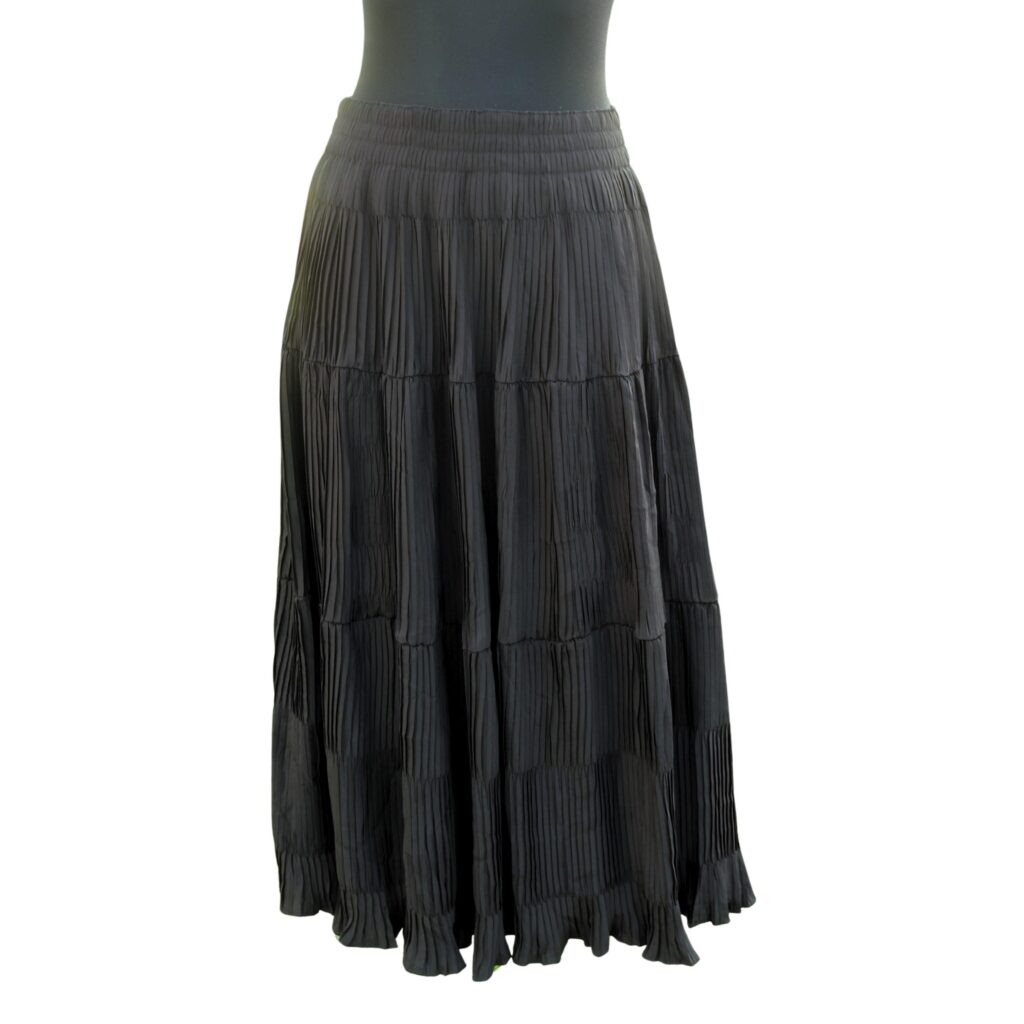 Vintage Black Pleated Skirt, Minimalistic skirt with waistband