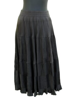 Vintage Black Pleated Skirt, Minimalistic skirt with waistband