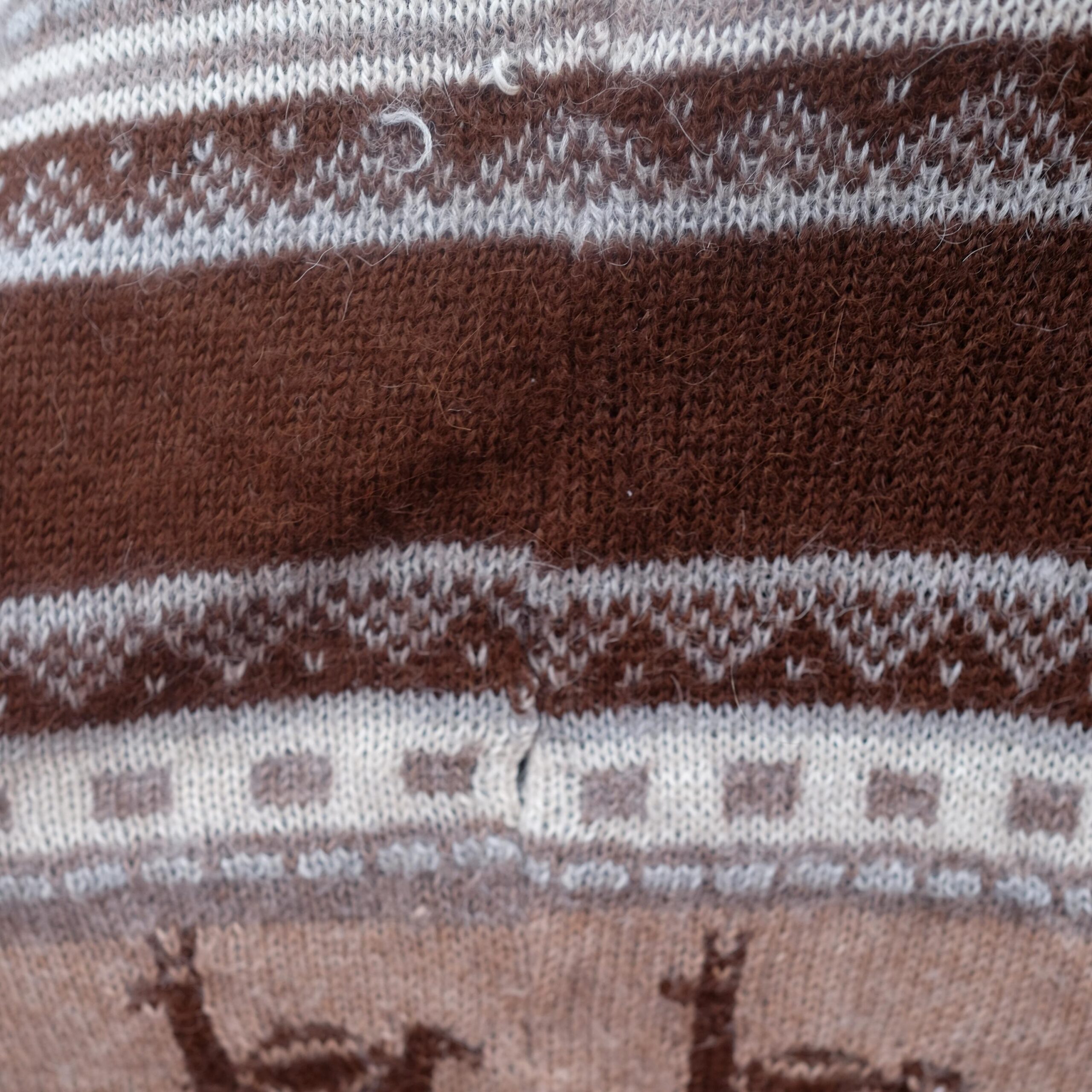 Vintage Inca Pattern Poncho - Image 6