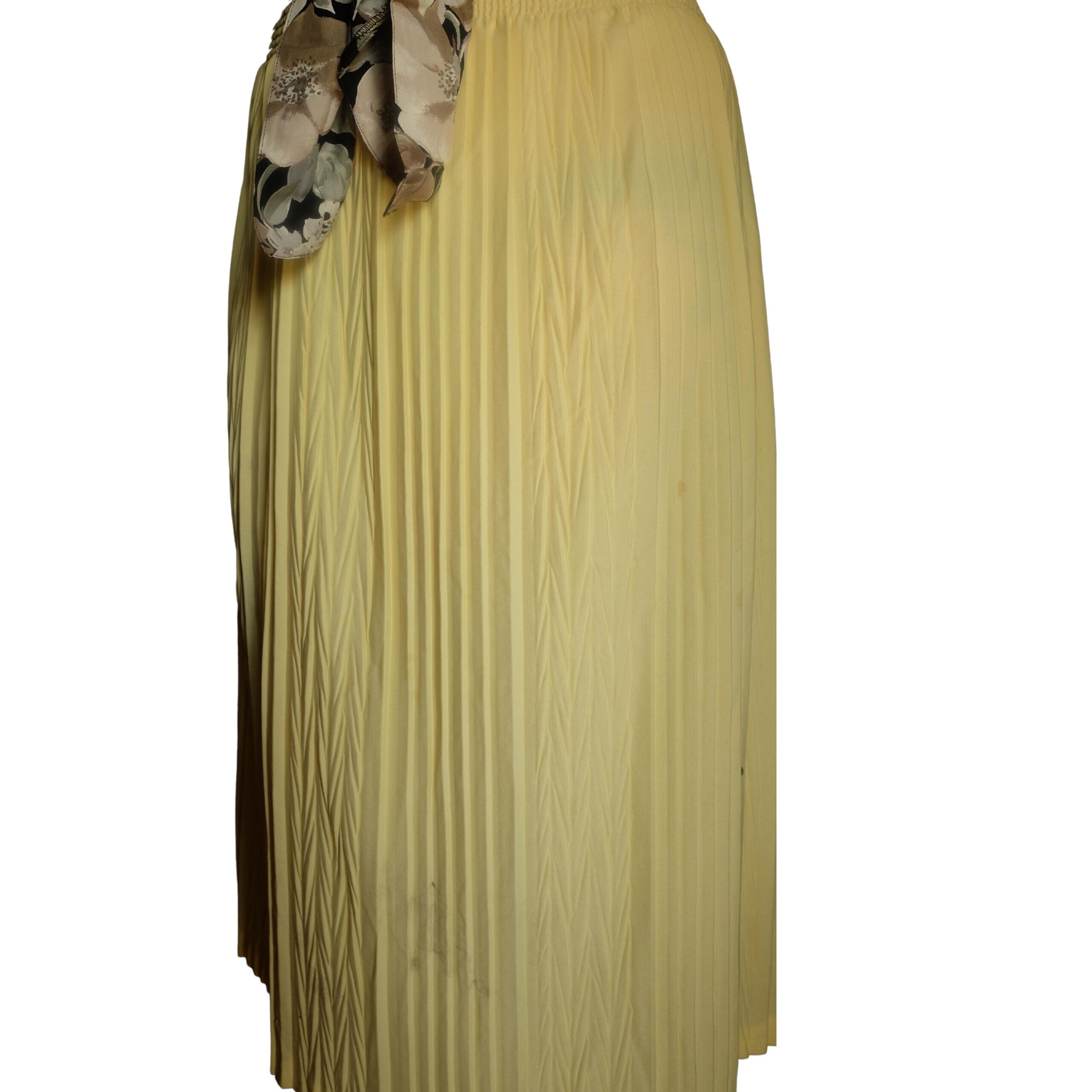 Vintage Below the Knee Yellow Pleated Skirt Has stains - Image 9