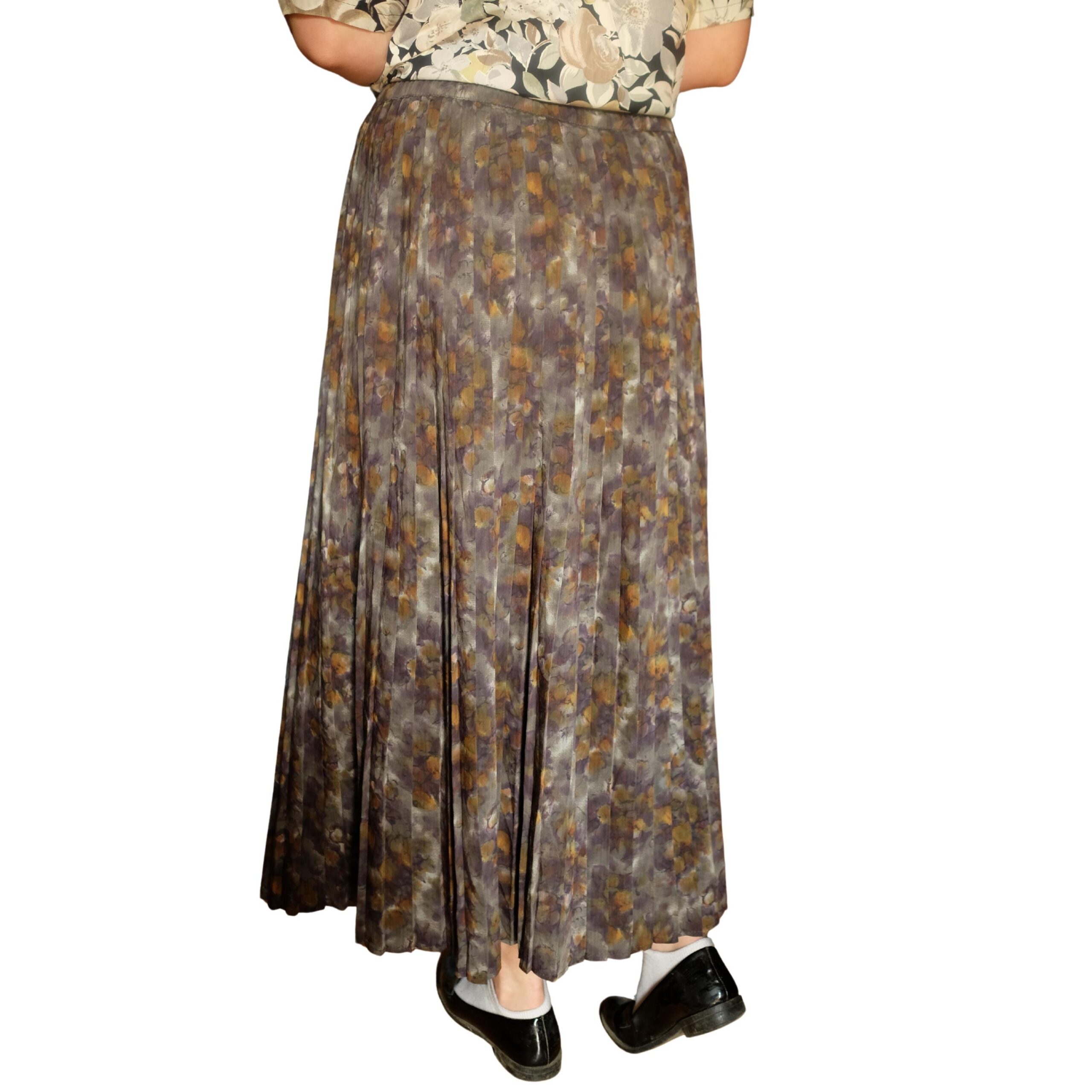 Vintage Floral Long Pleated Skirt in Earthy tones - Image 5