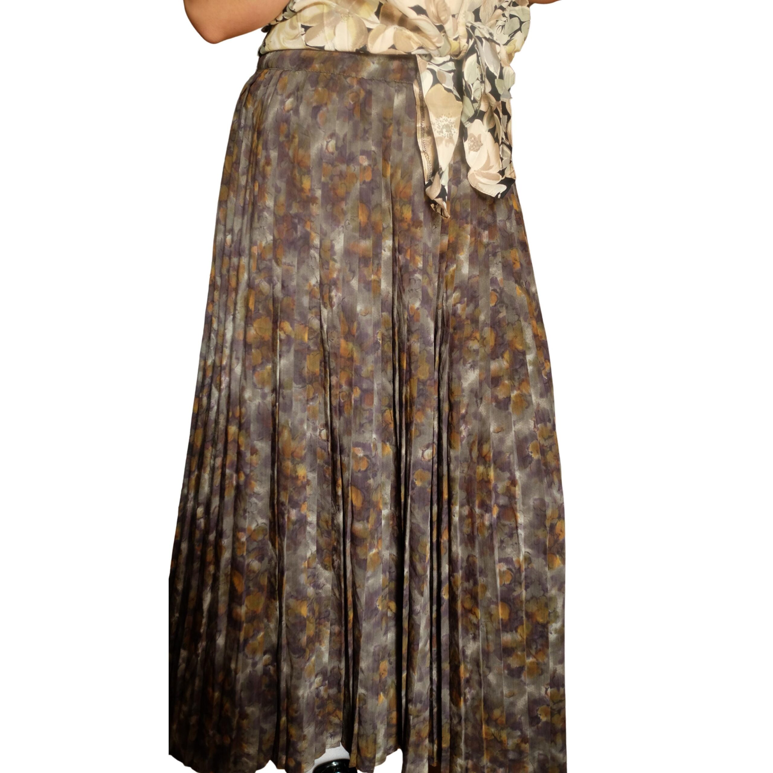 Vintage Floral Long Pleated Skirt in Earthy tones - Image 9