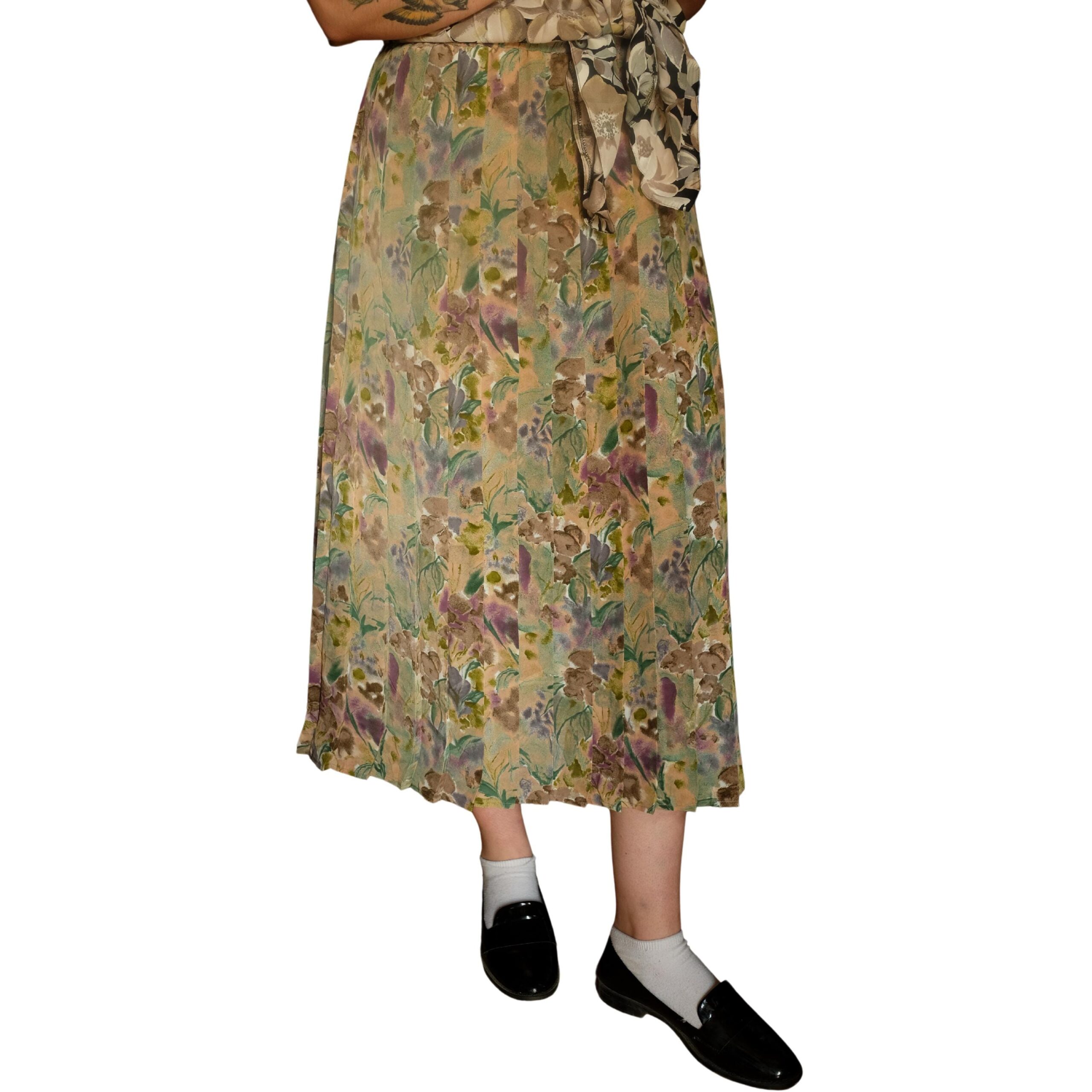80s Vintage Floral Pleated Skirt, Romantic skirt with waistband - Image 10