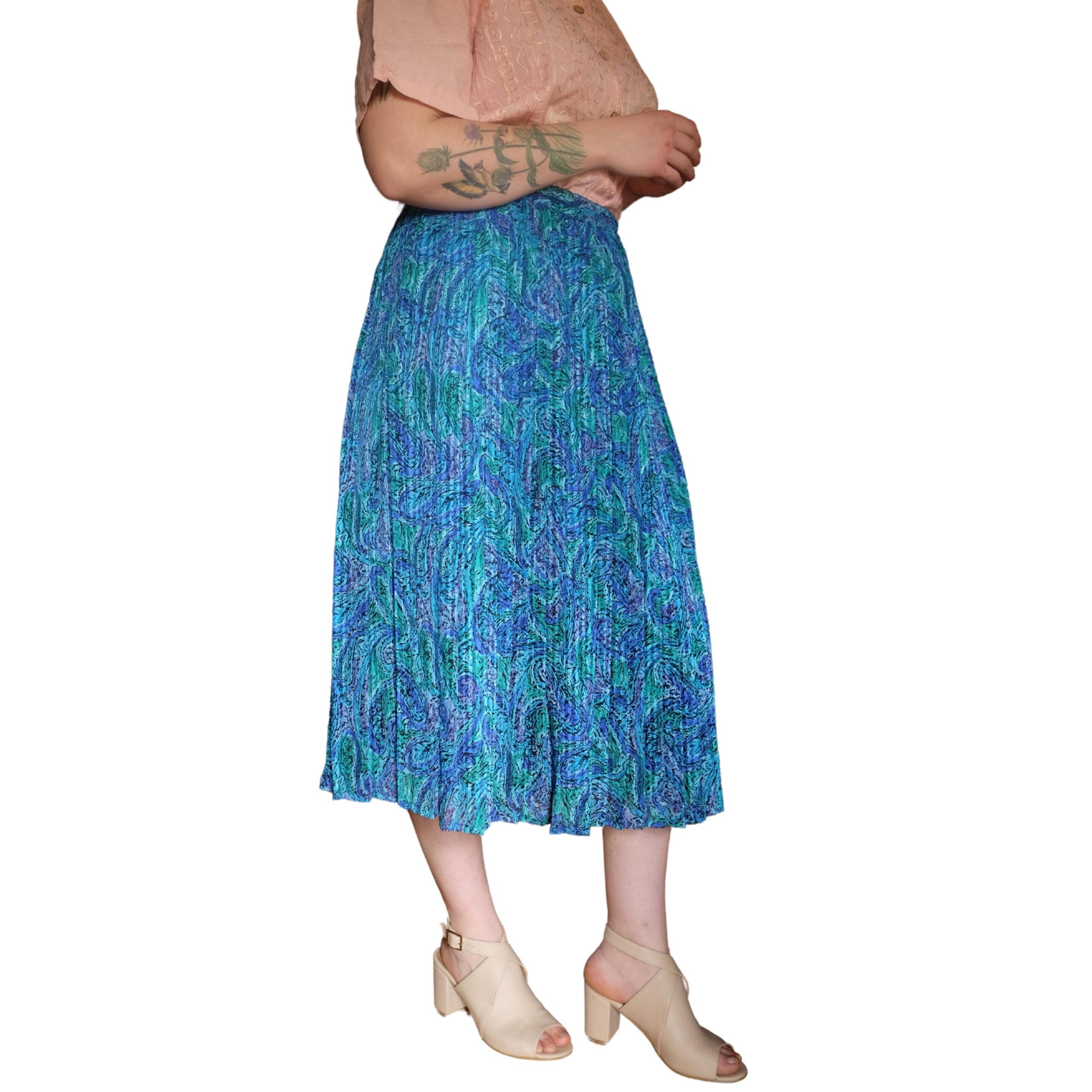 Vintage Blue Floral Mid-Calf Pleated Skirt - Image 5