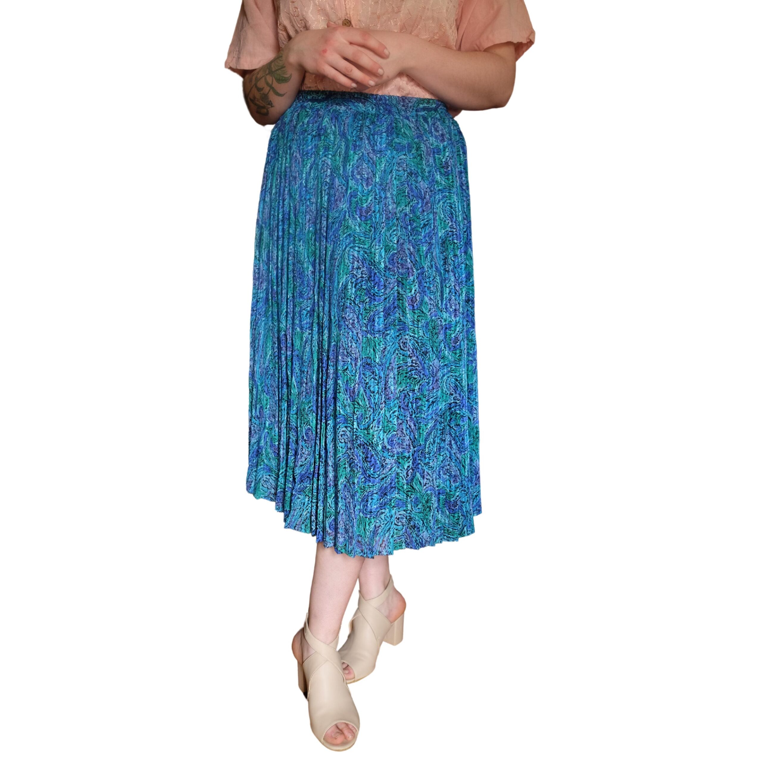 Vintage Blue Floral Mid-Calf Pleated Skirt - Image 9