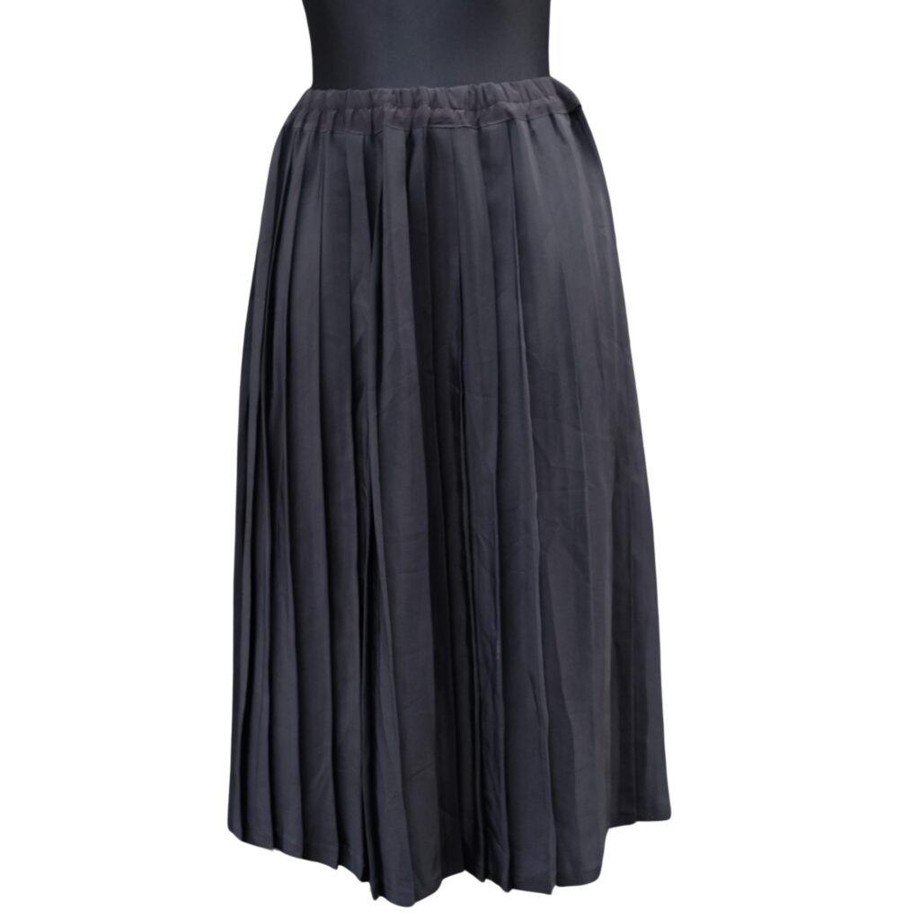 Vintage Black Pleated Skirt, Minimalistic skirt with waistband