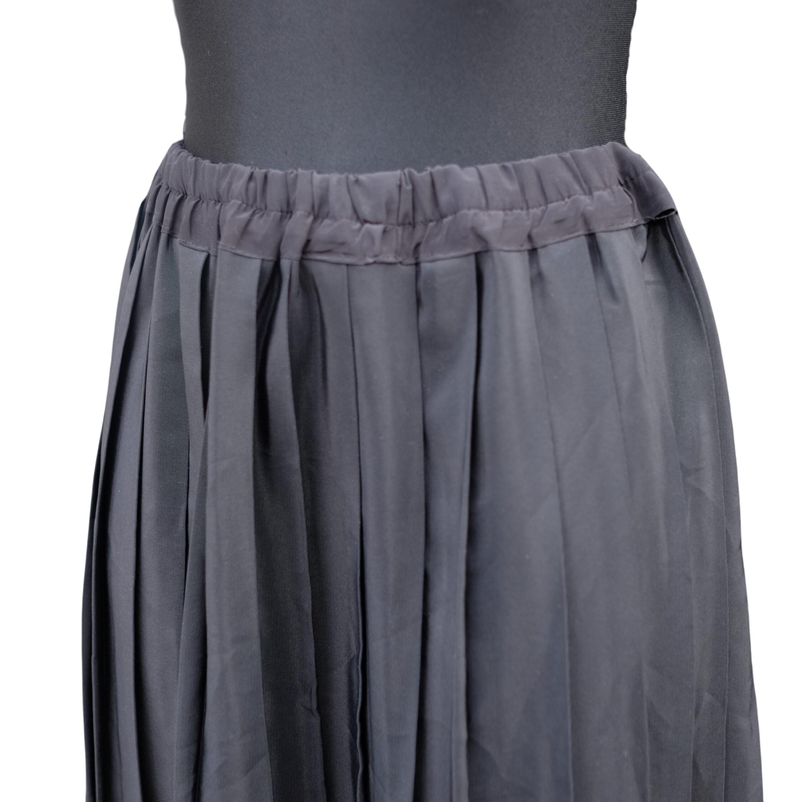 Vintage Black Pleated Skirt, Minimalistic skirt with waistband - Image 3