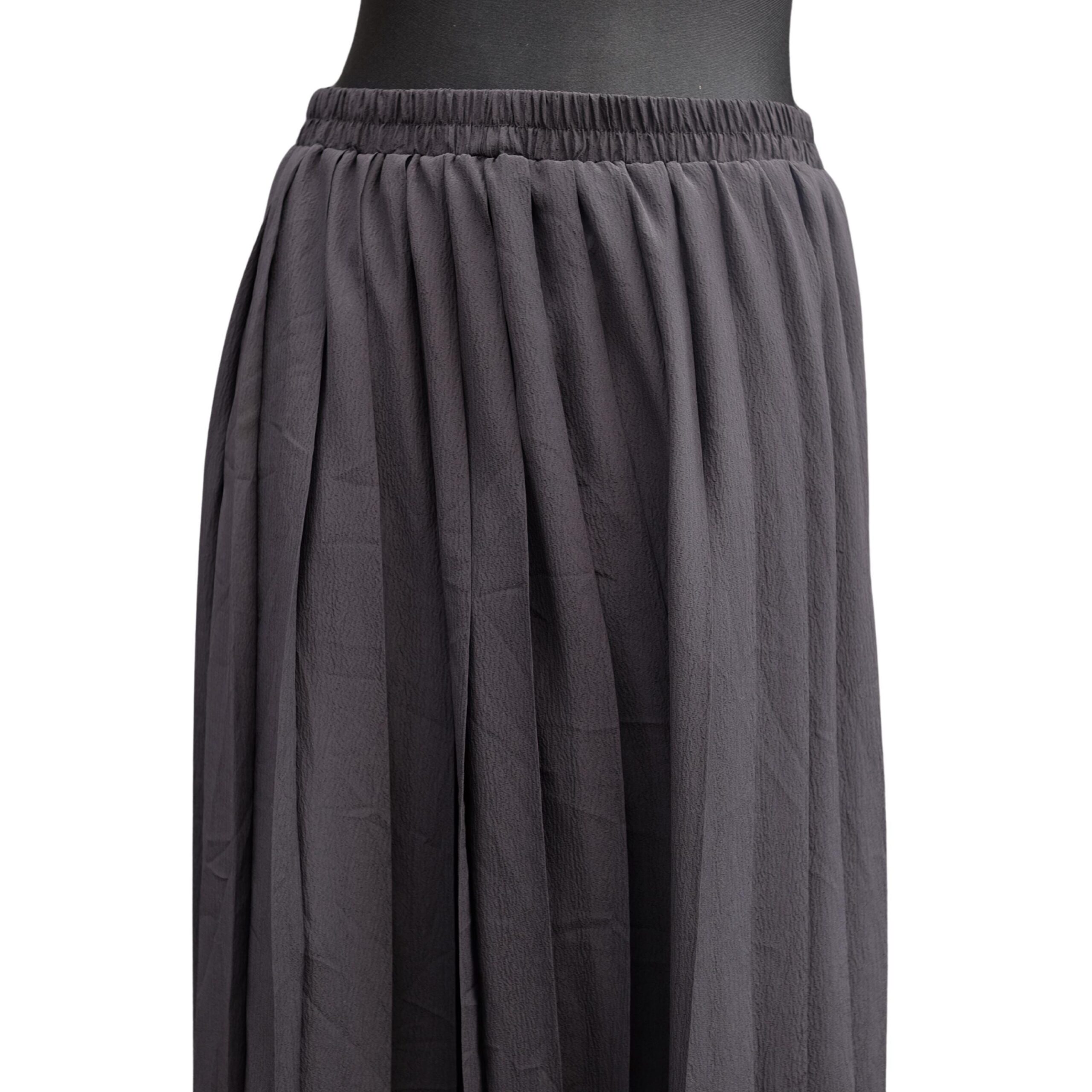 Vintage Black Pleated Skirt, Minimalistic skirt with waistband - Image 4