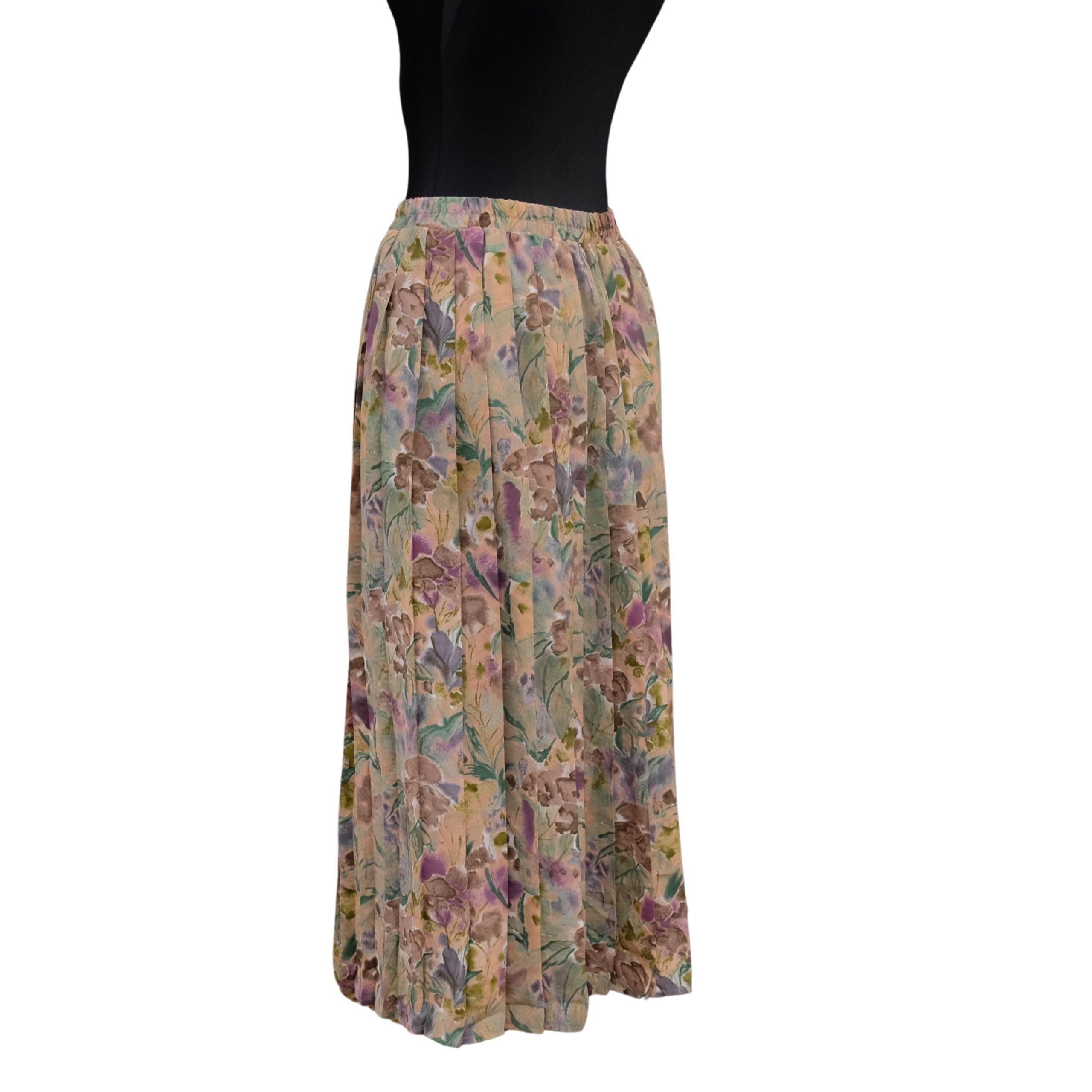 80s Vintage Floral Pleated Skirt, Romantic skirt with waistband - Image 5