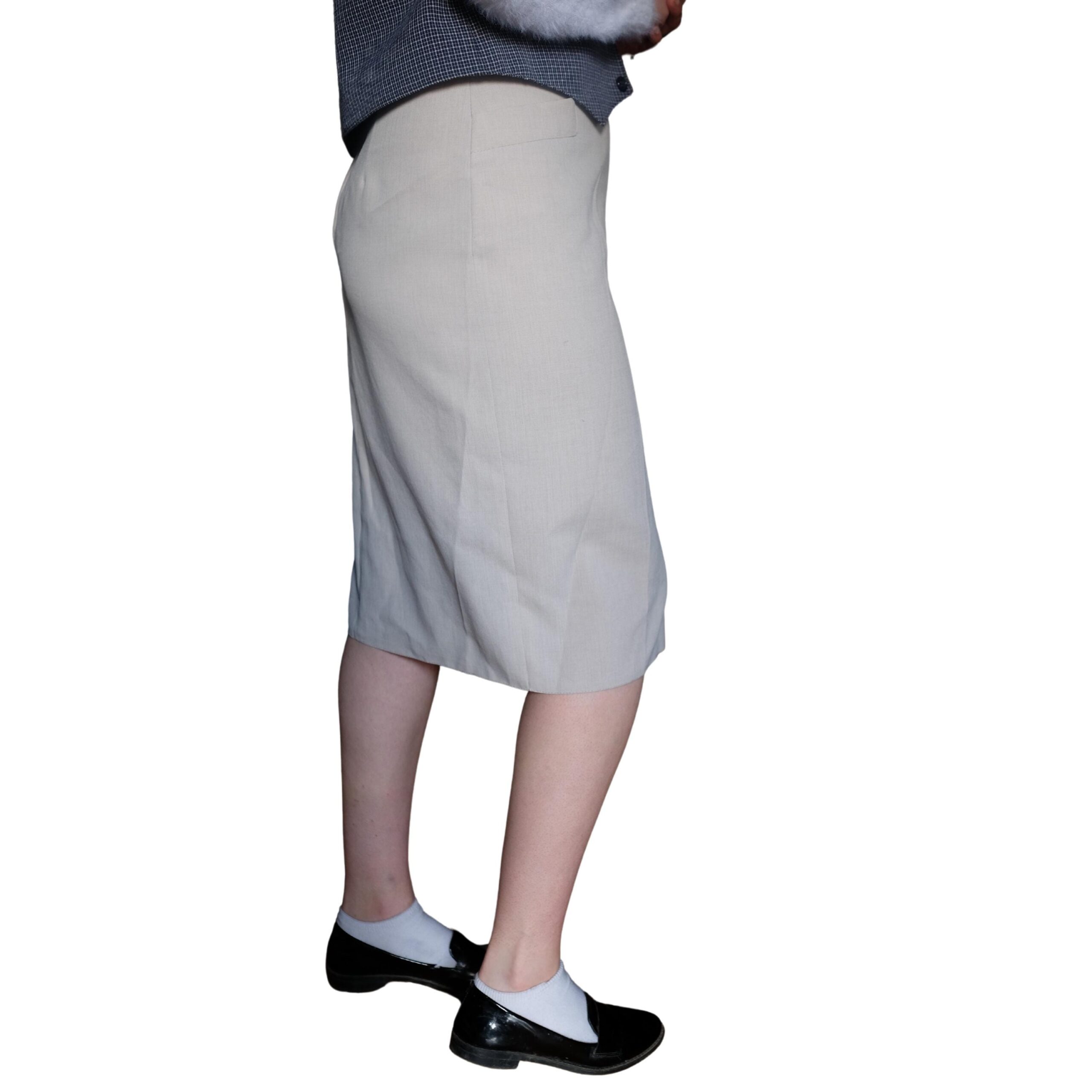 Vintage Below the Knee Cream Pencil Skirt with Intricate Details - Image 4