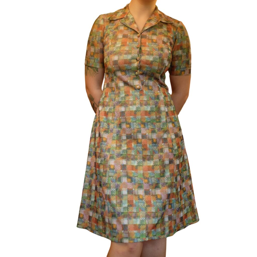 Vintage Brown Fitted 80s Dress with Abstract Pattern