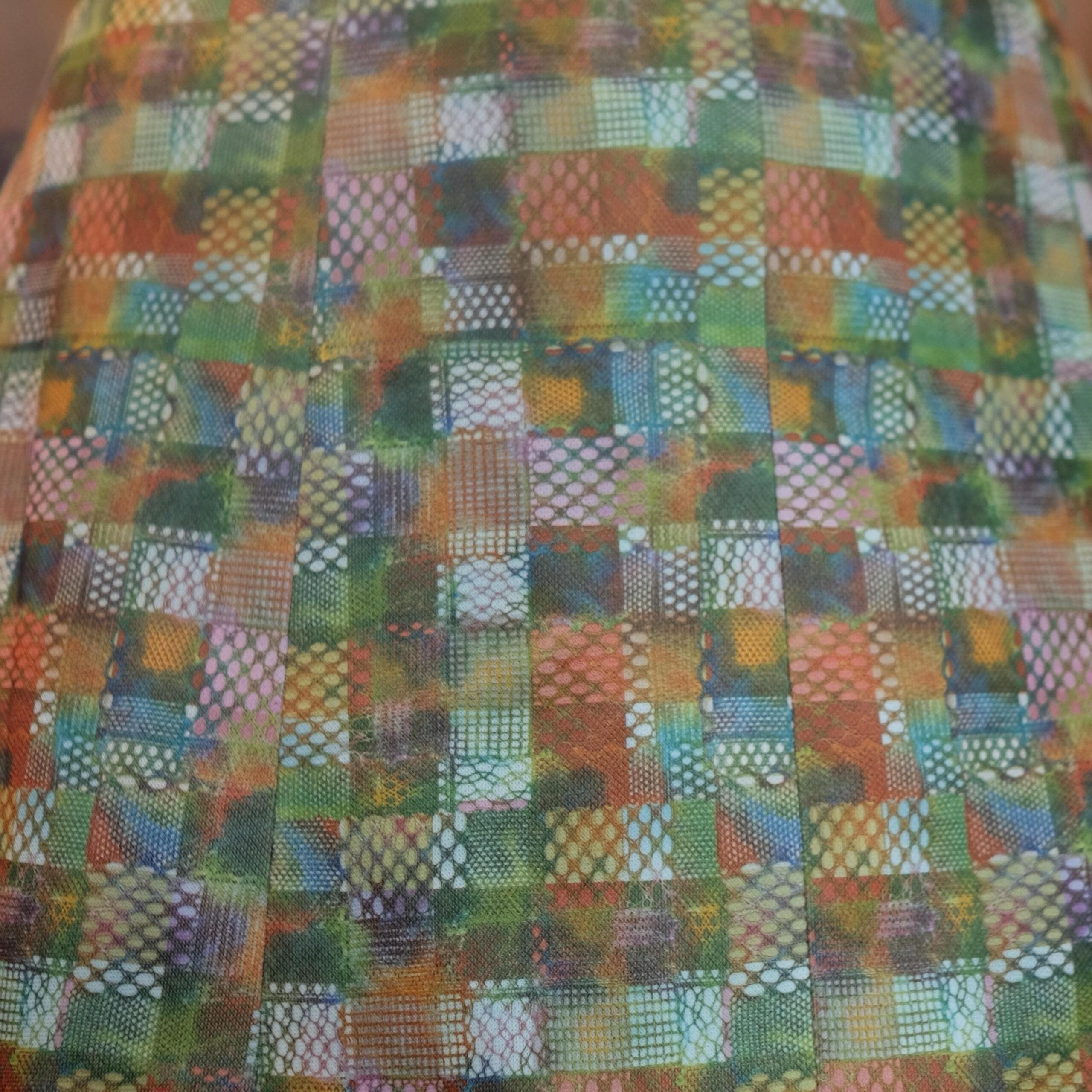 Vintage Brown Fitted 80s Dress with Abstract Pattern - Image 9