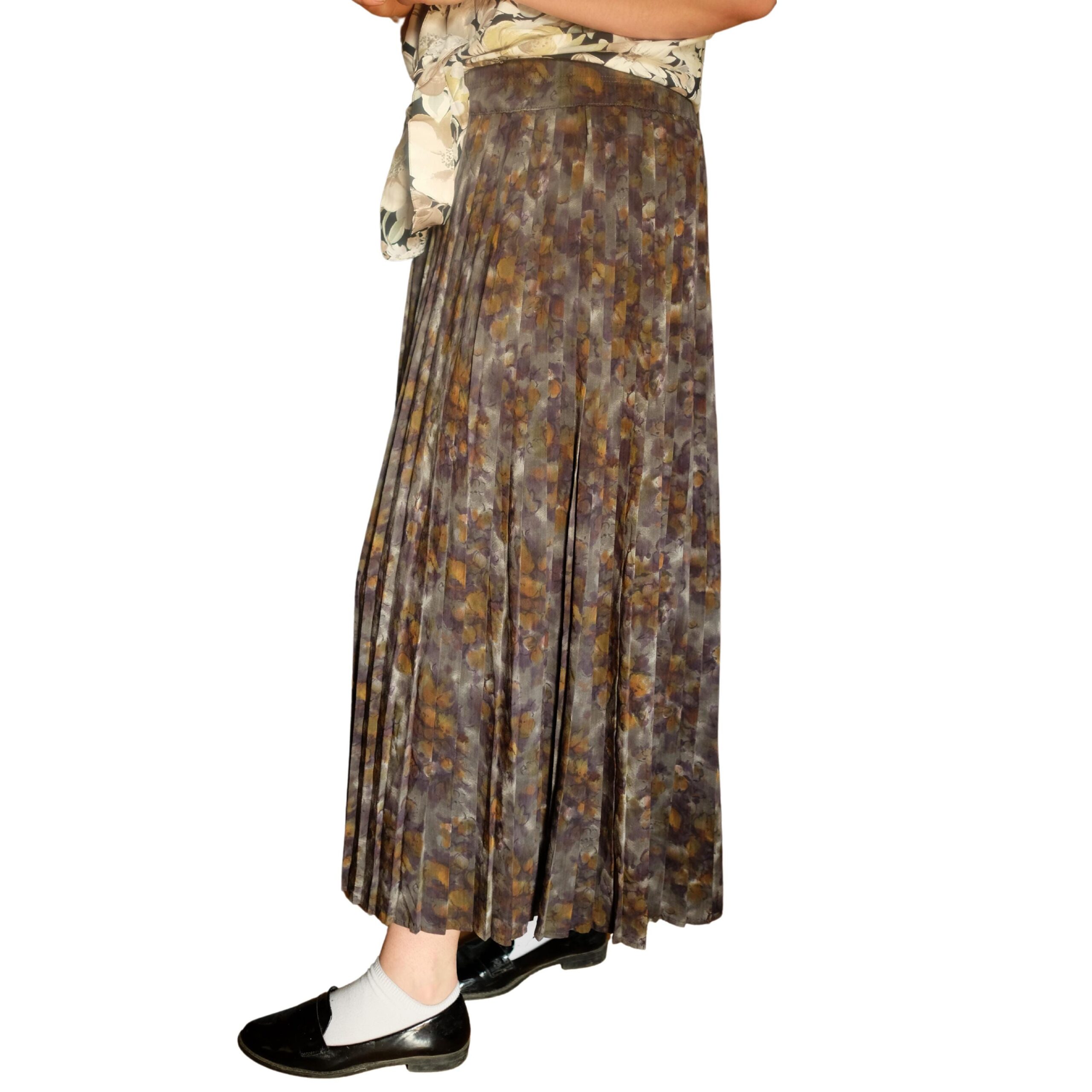 Vintage Floral Long Pleated Skirt in Earthy tones - Image 8