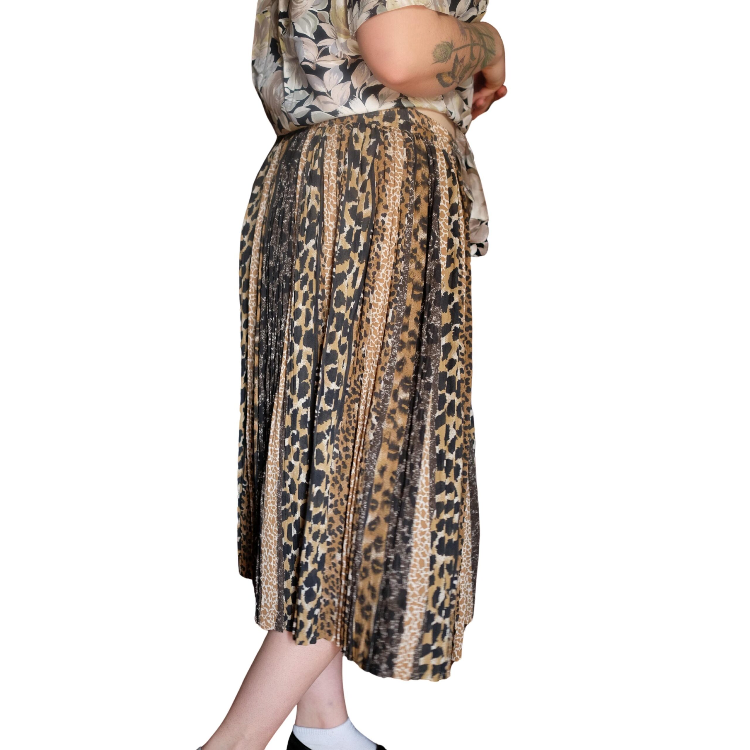 Vintage Leopard Print Pleated Skirt - Image 5