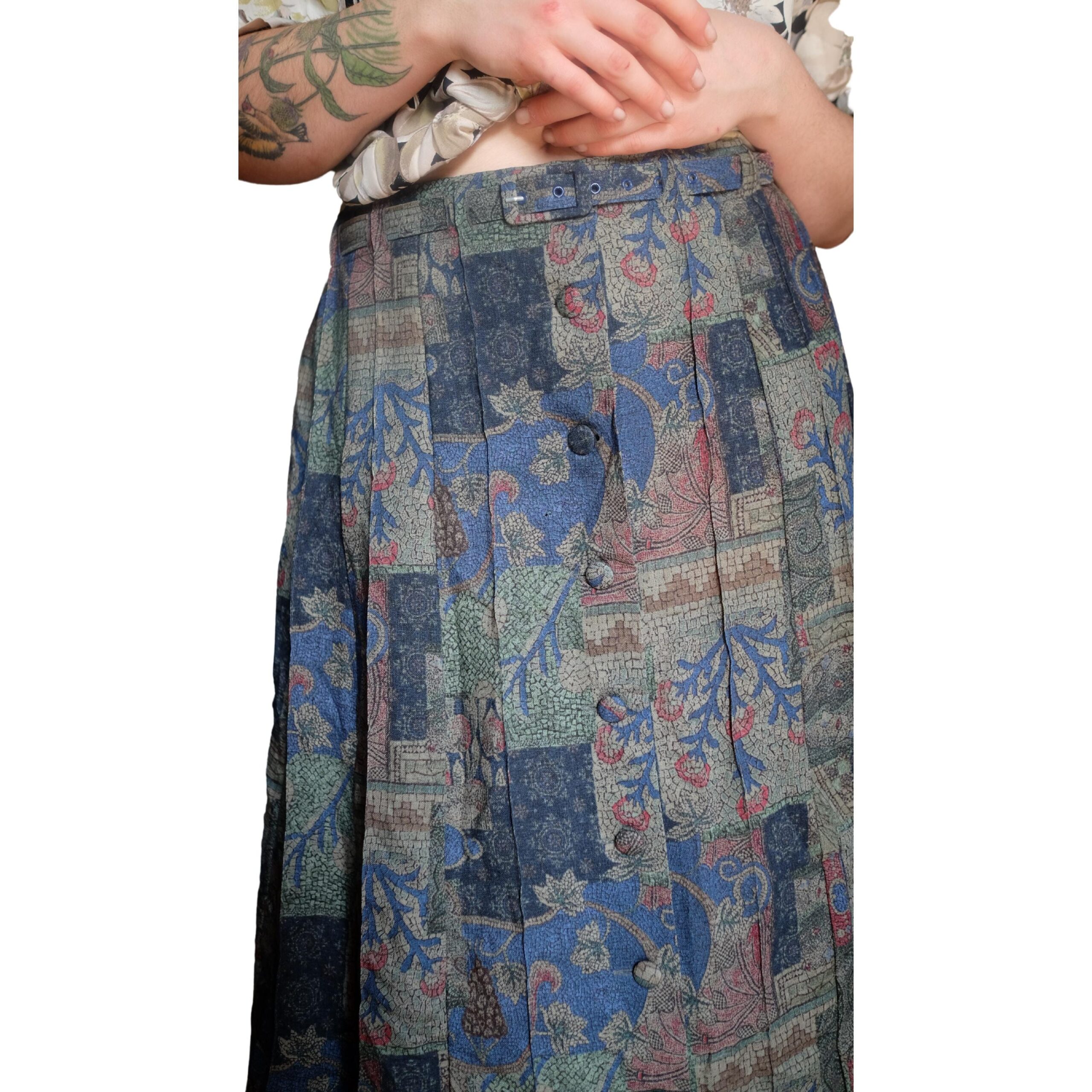 Vintage Wool Floral Pleated Skirt in Earthy tones and blue - Image 7