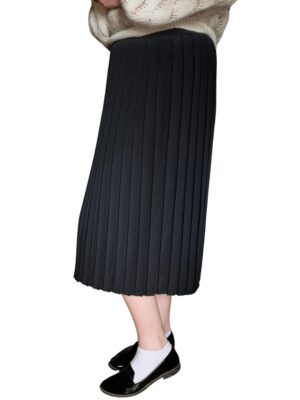Vintage Mis-Calf Length Black Pleated Skirt