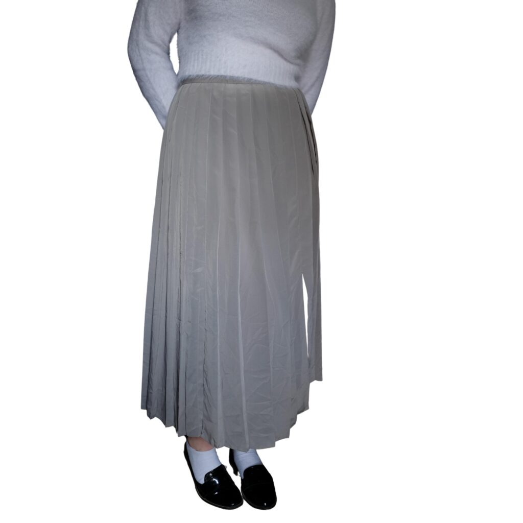 Vintage Grey Pleated Skirt with Slits