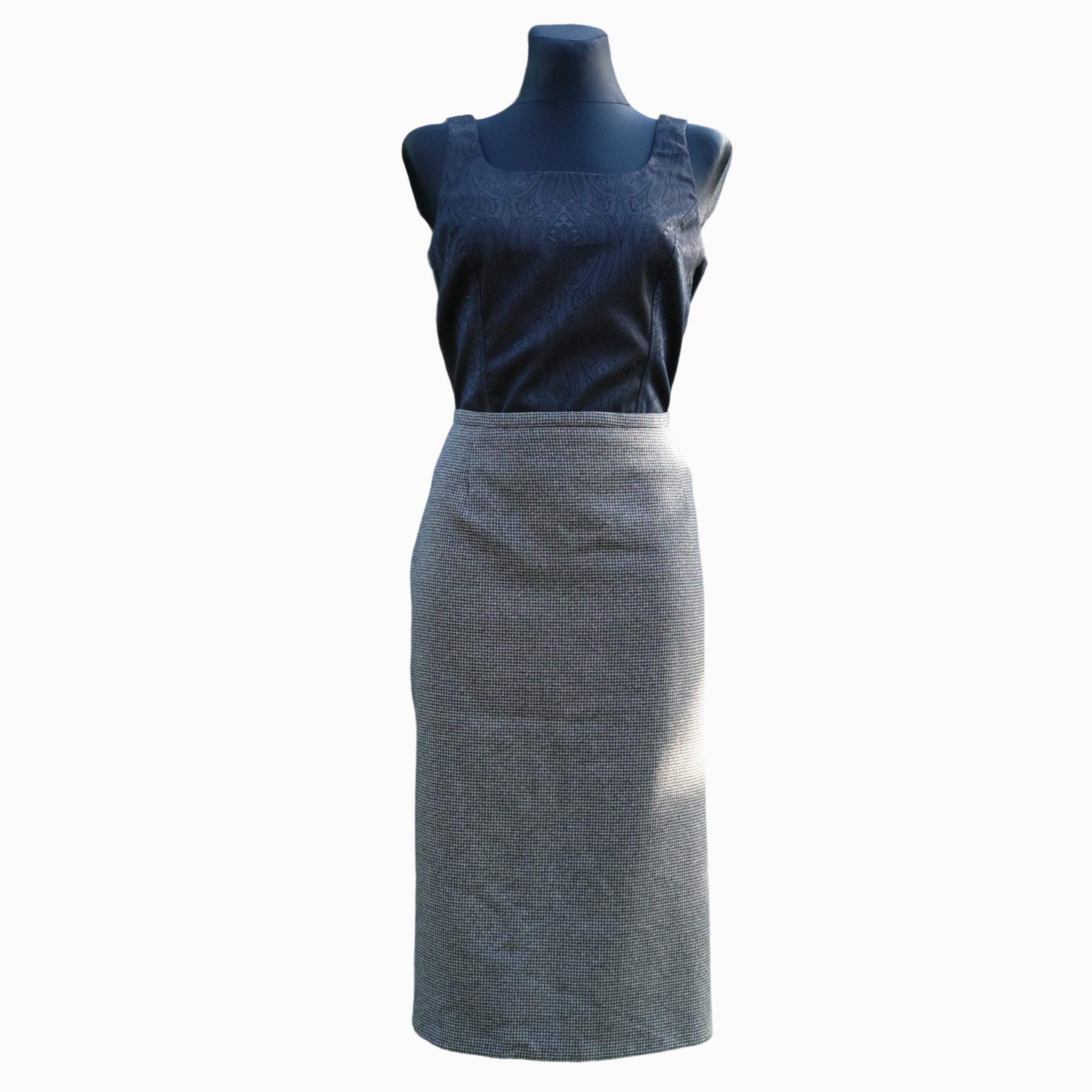 Vintage Gray Houndstooth Pencil Skirt - Image 5