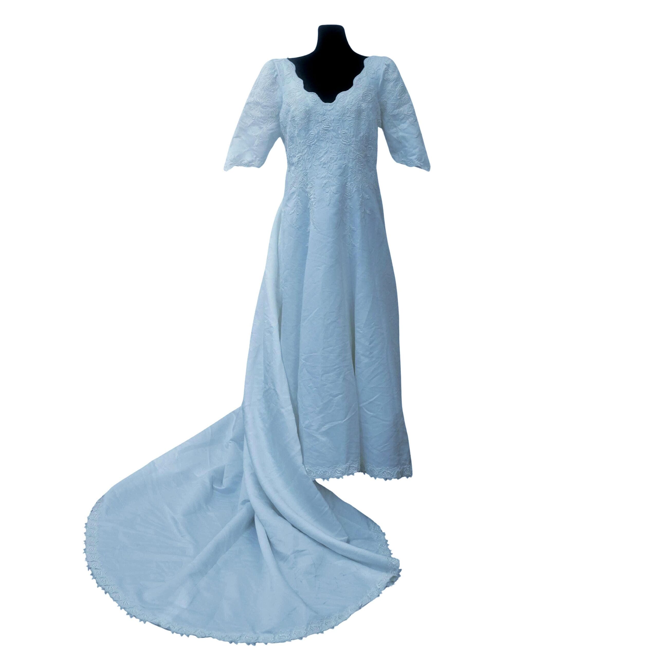 Vintage Short Sleeved Princess Dress with train, size XXL