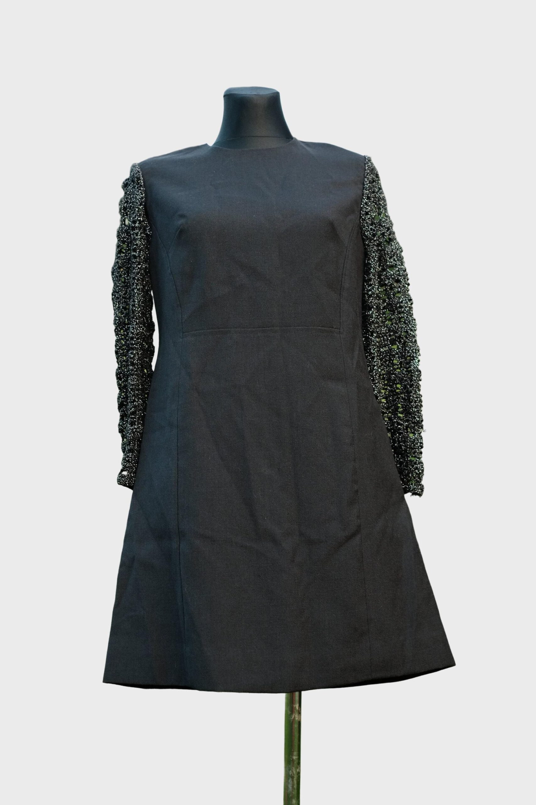 Vintage Black Long Sleeved Mini Dress with Crochet Sleeves size EU40 - Image 2
