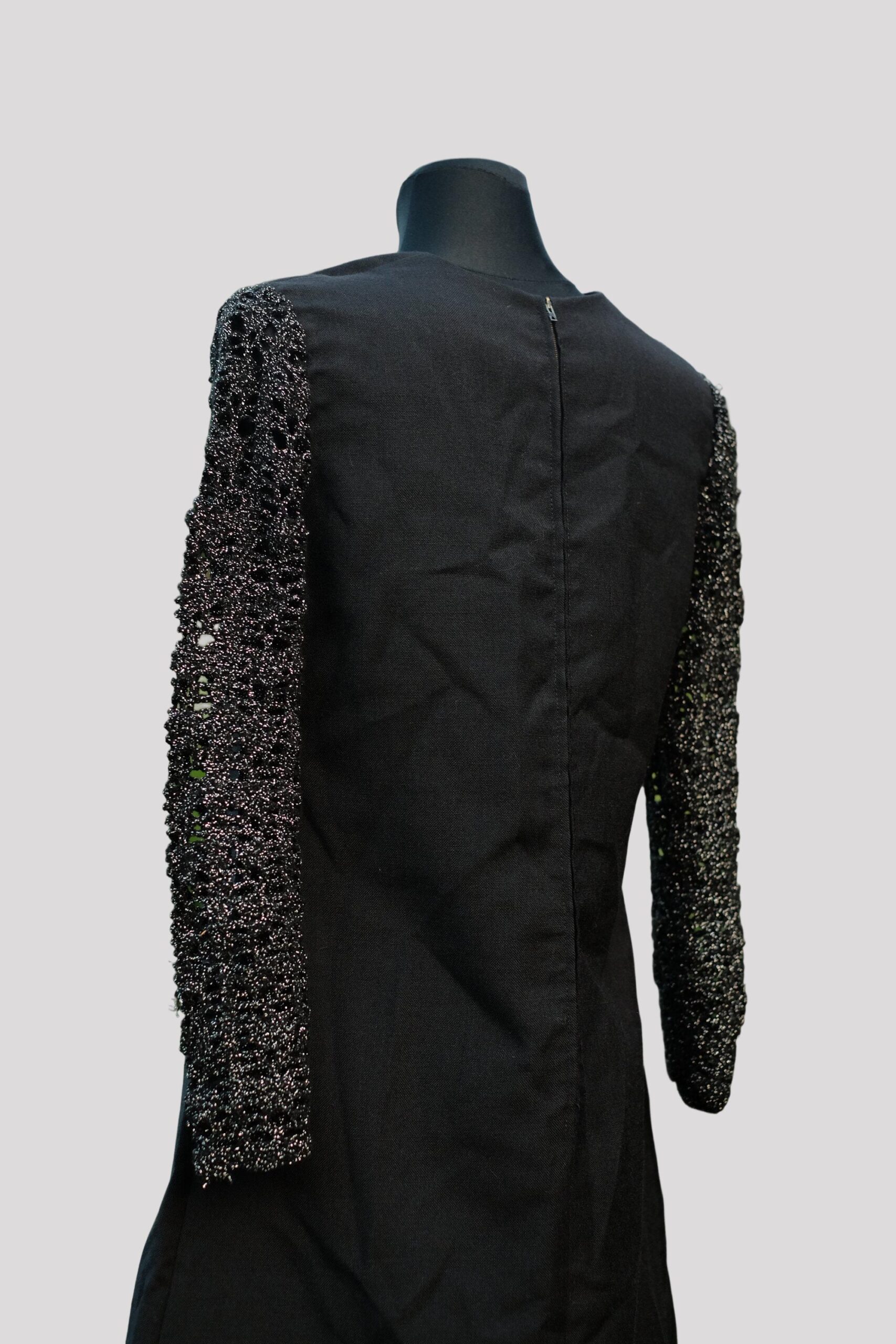 Vintage Black Long Sleeved Mini Dress with Crochet Sleeves size EU40 - Image 8