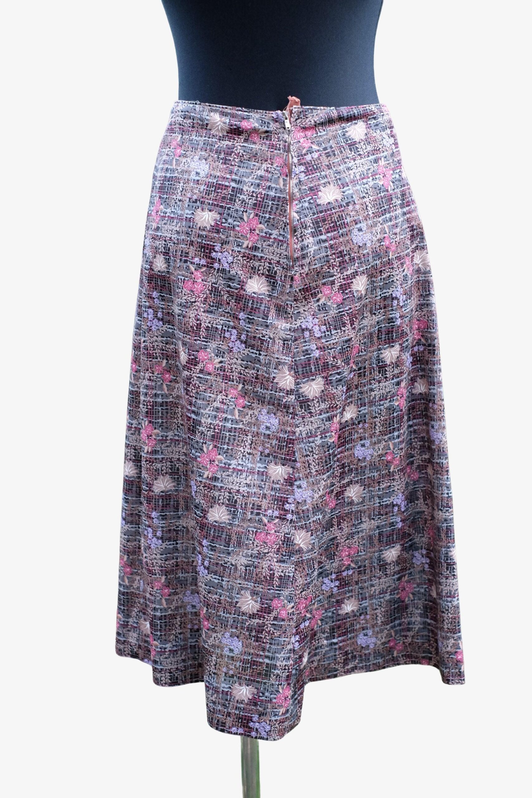 80s Vintage Handmade Floral Skirt - Image 4
