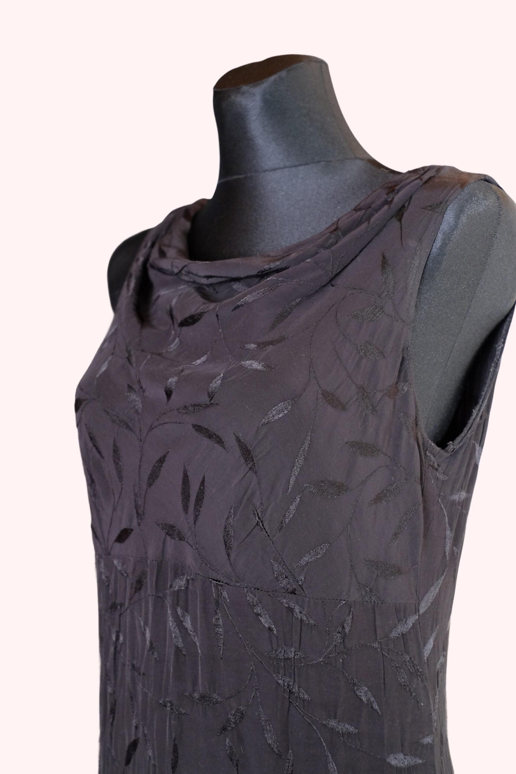 Vintage 90s Elegant Black Prom Dress, Embossed with Cowl Neckline and Floor Lenght - Image 3