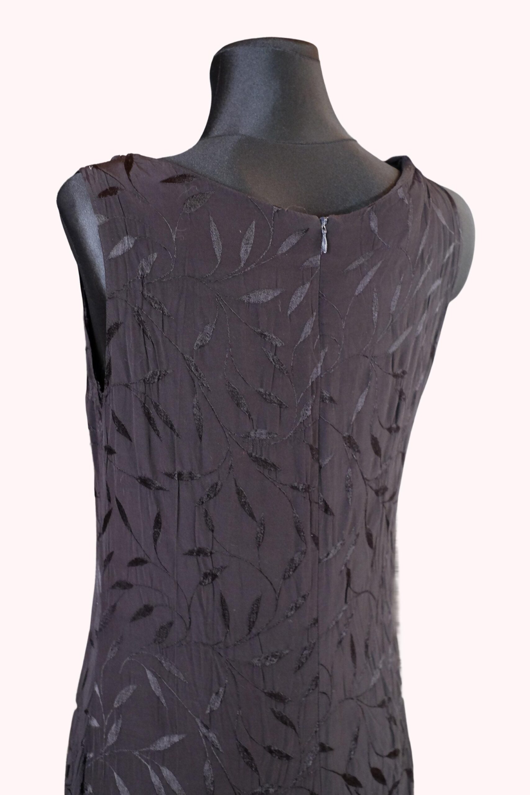 Vintage 90s Elegant Black Prom Dress, Embossed with Cowl Neckline and Floor Lenght - Image 4