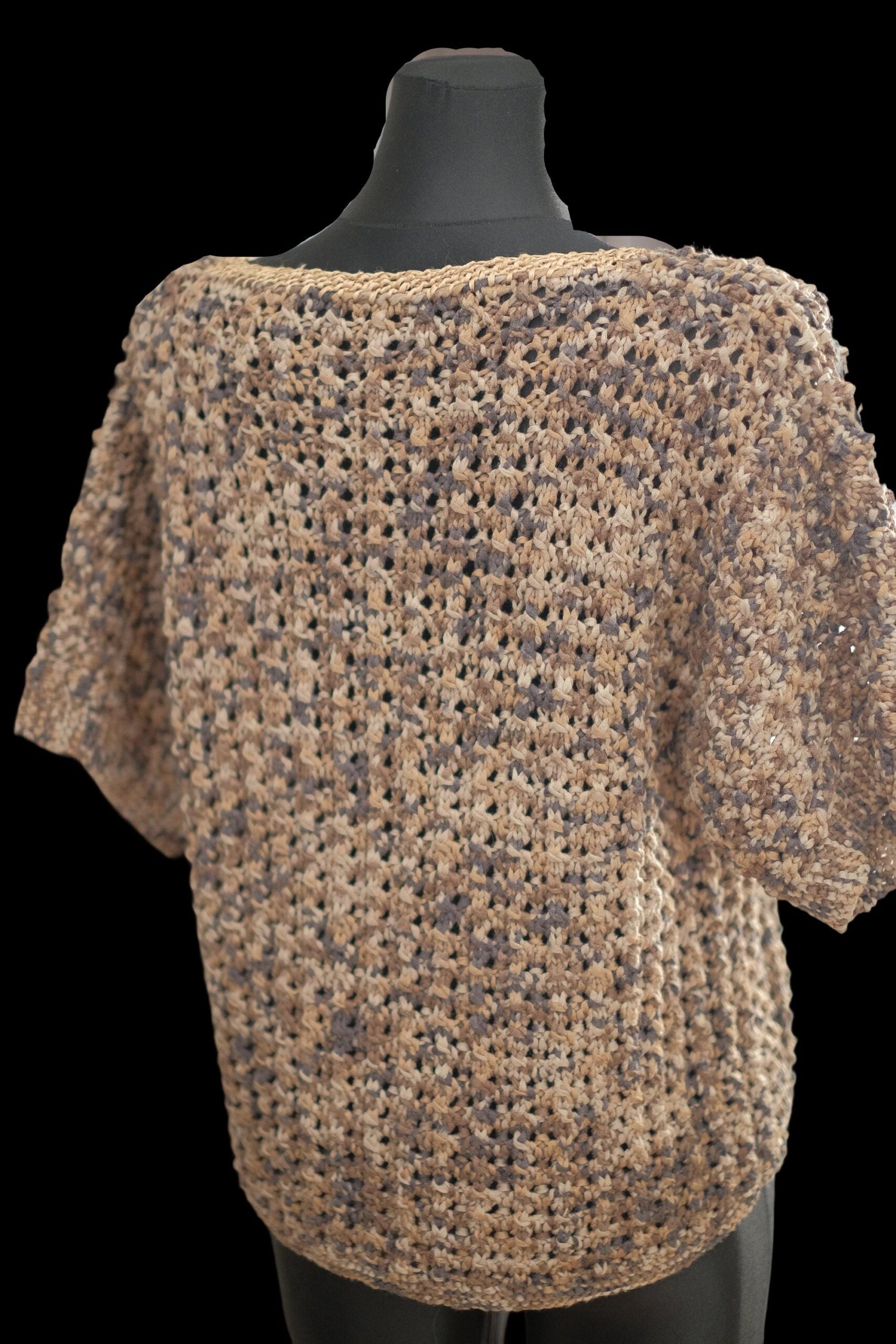 Vintage Tricoloured Textured Mid Sleeved U-Neck Crochet Sweater - Image 6
