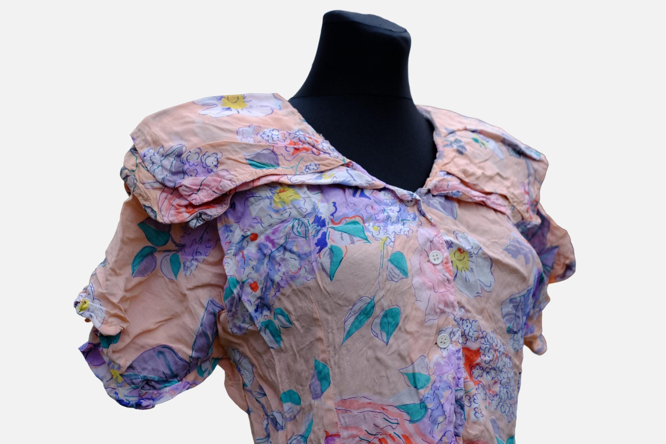 Vintage 90s Baby Pink Floral Cropped Cape Collared Blouse - Image 3