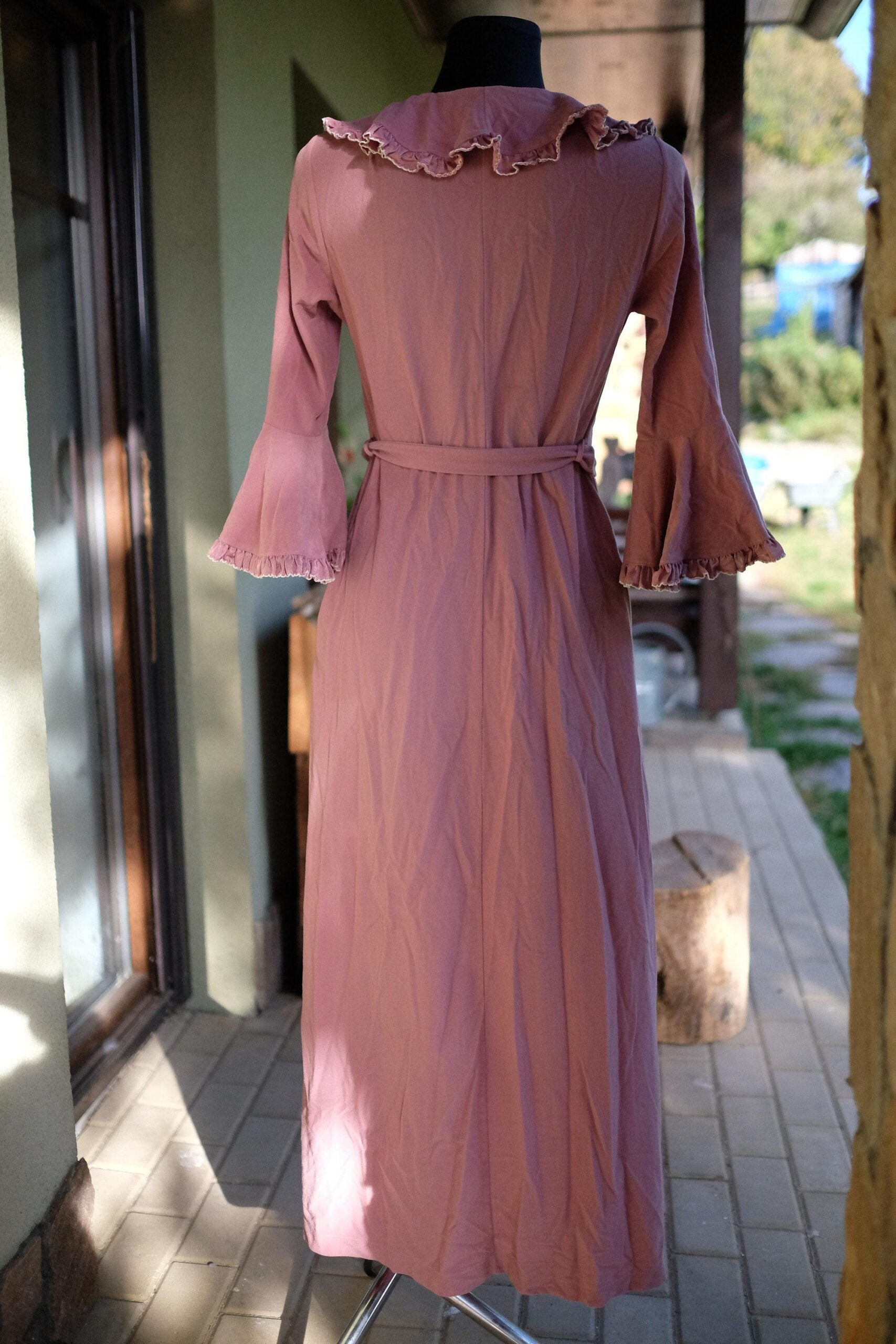 60s 70s Vintage Dreamy Dressing Gown, Nigth Gown, Robe, House Coat with Bell Ruffle Sleeves Small Size - Image 9