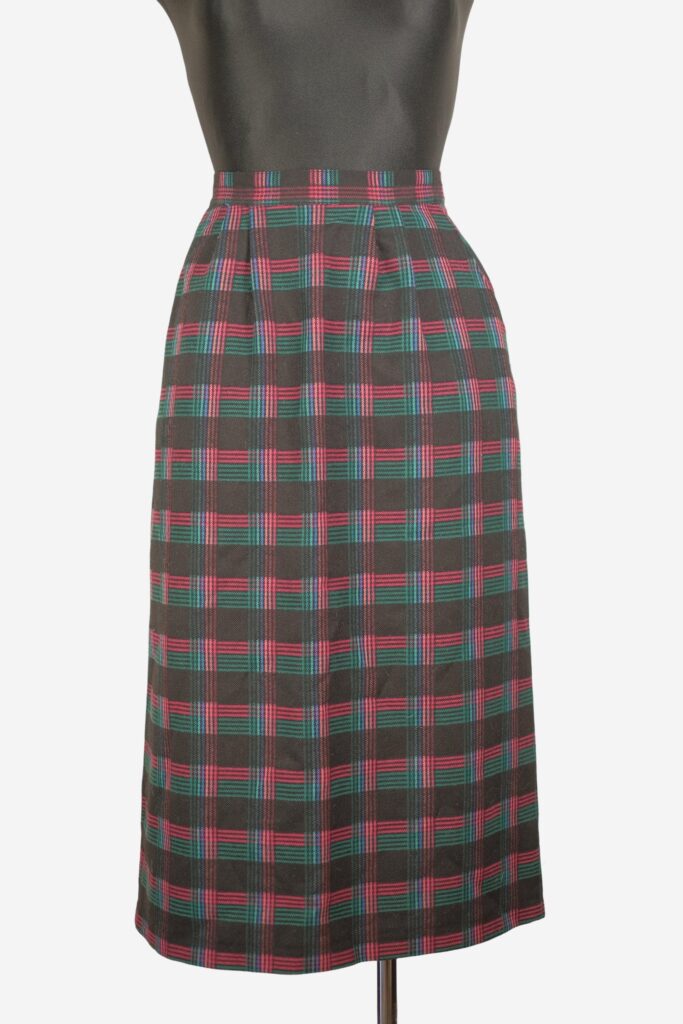 Vintage Plaid Pencil Skirt in Black Red Green Size M/L EU38/40 with Pockets