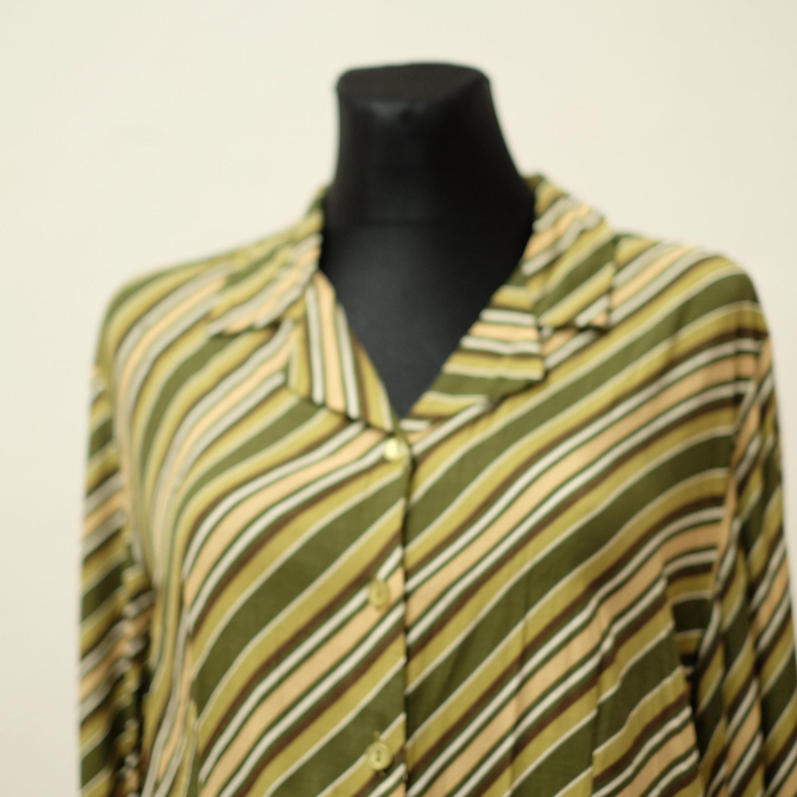 70s Vintage Green Diagonal Stripes Shirt - Image 6