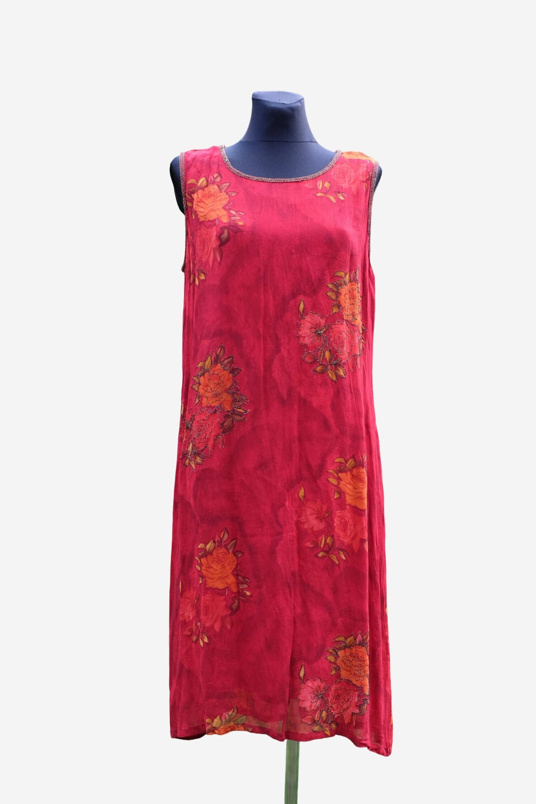 Vintage 1920s Red Embroidered Floral Flapper Dress - Image 2