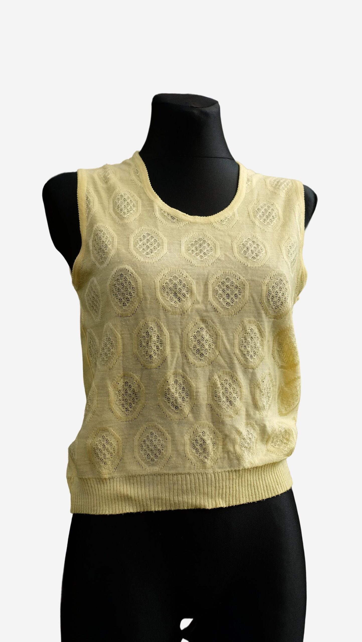 Vintage 60s Mod Knitted Yellow Vest, Knitted Sleeveless Top - Image 4