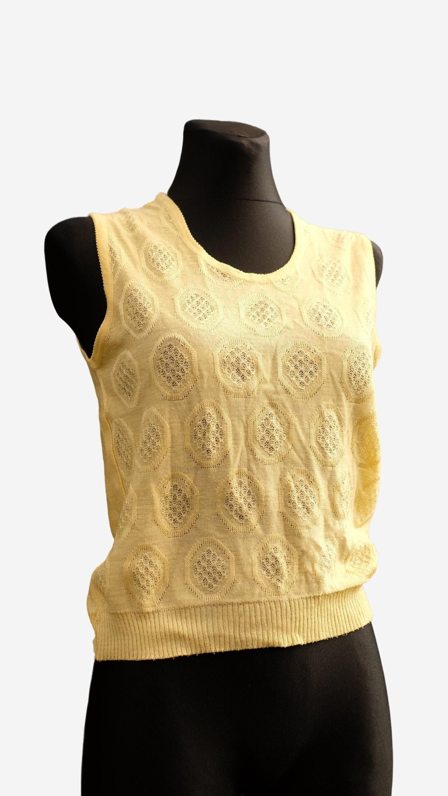 Vintage 60s Mod Knitted Yellow Vest, Knitted Sleeveless Top - Image 6