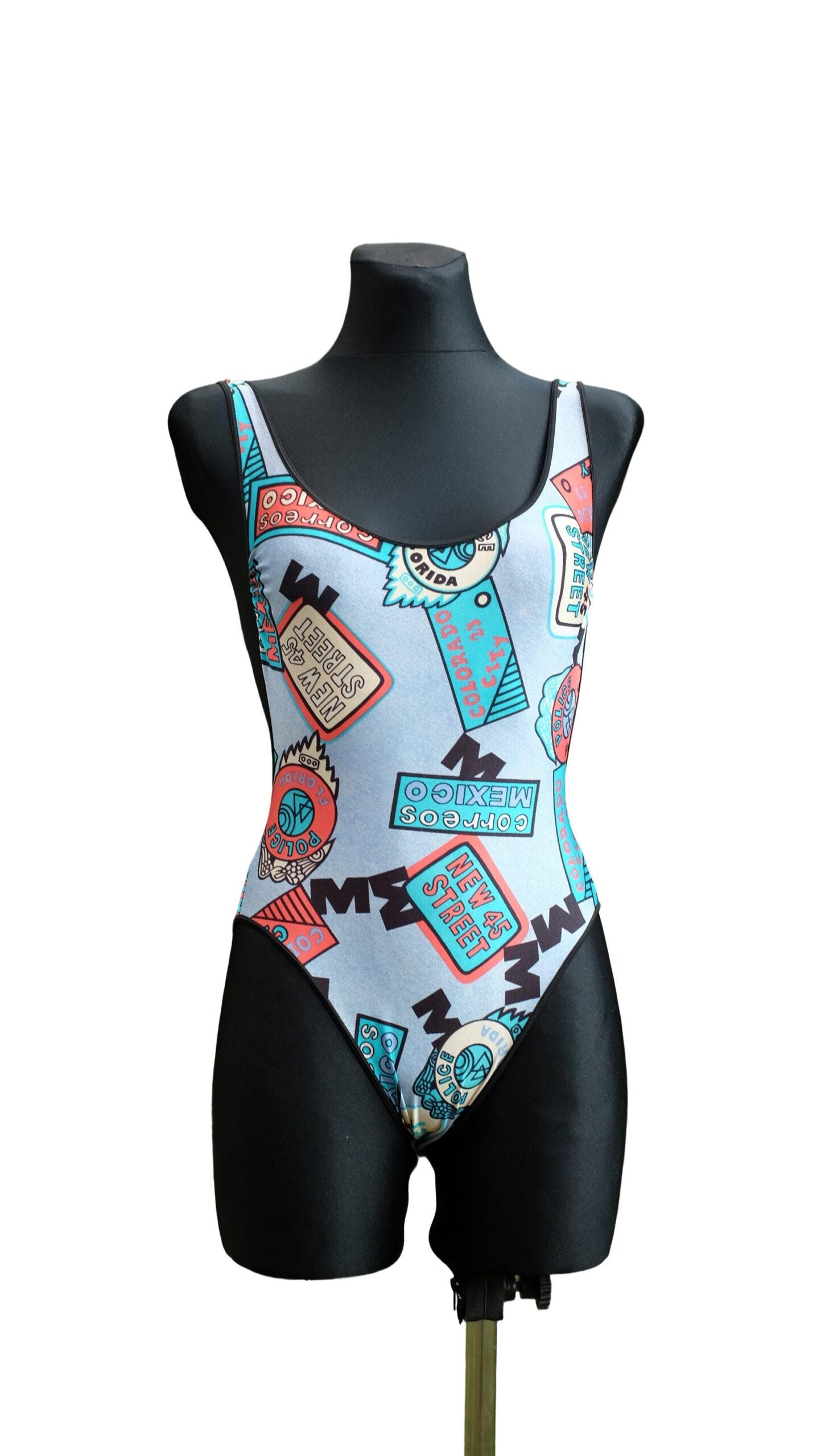 Vintage 80s Open Back Funky Pattern One piece Swimsuit - Image 4