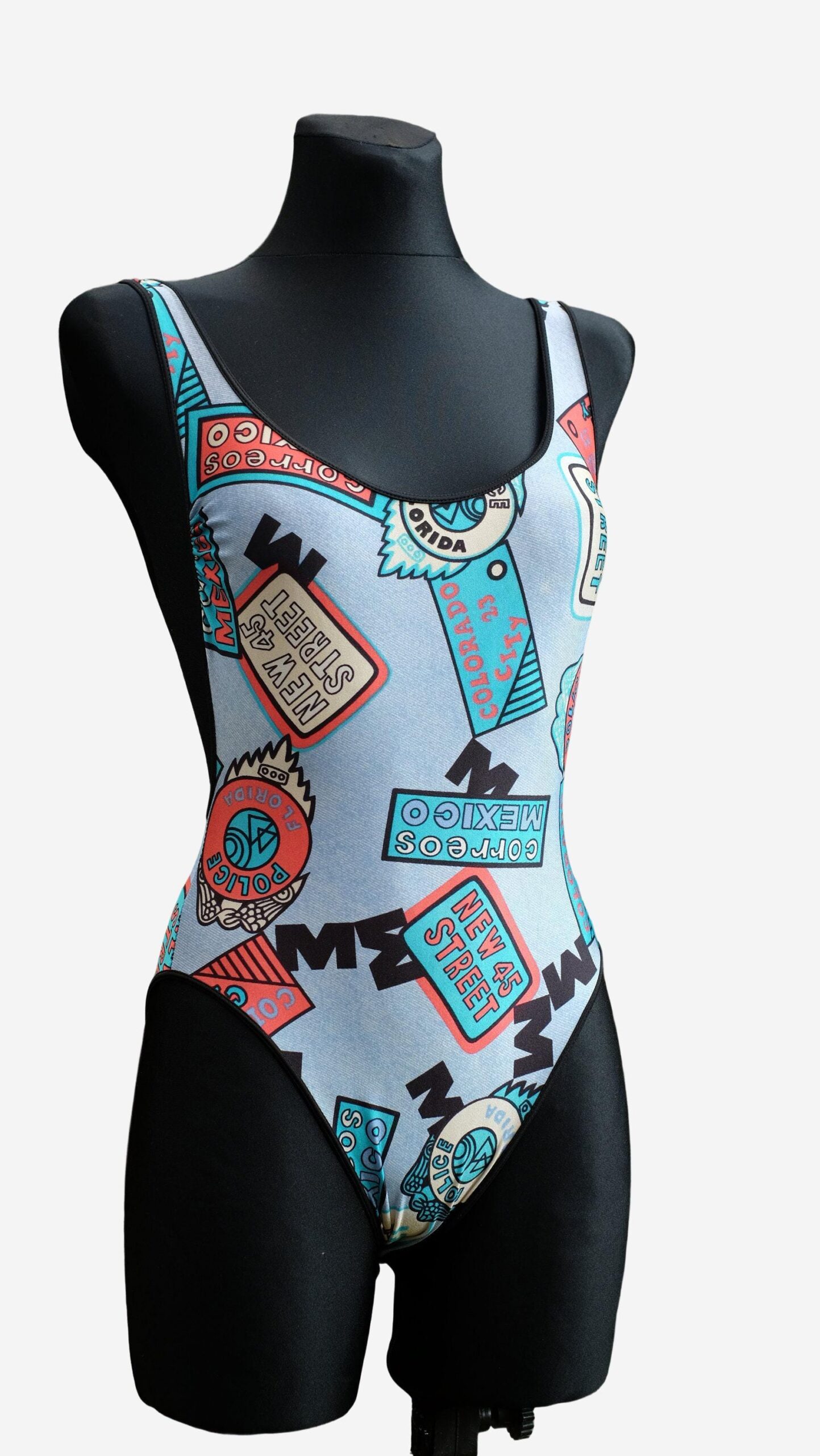 Vintage 80s Open Back Funky Pattern One piece Swimsuit - Image 7
