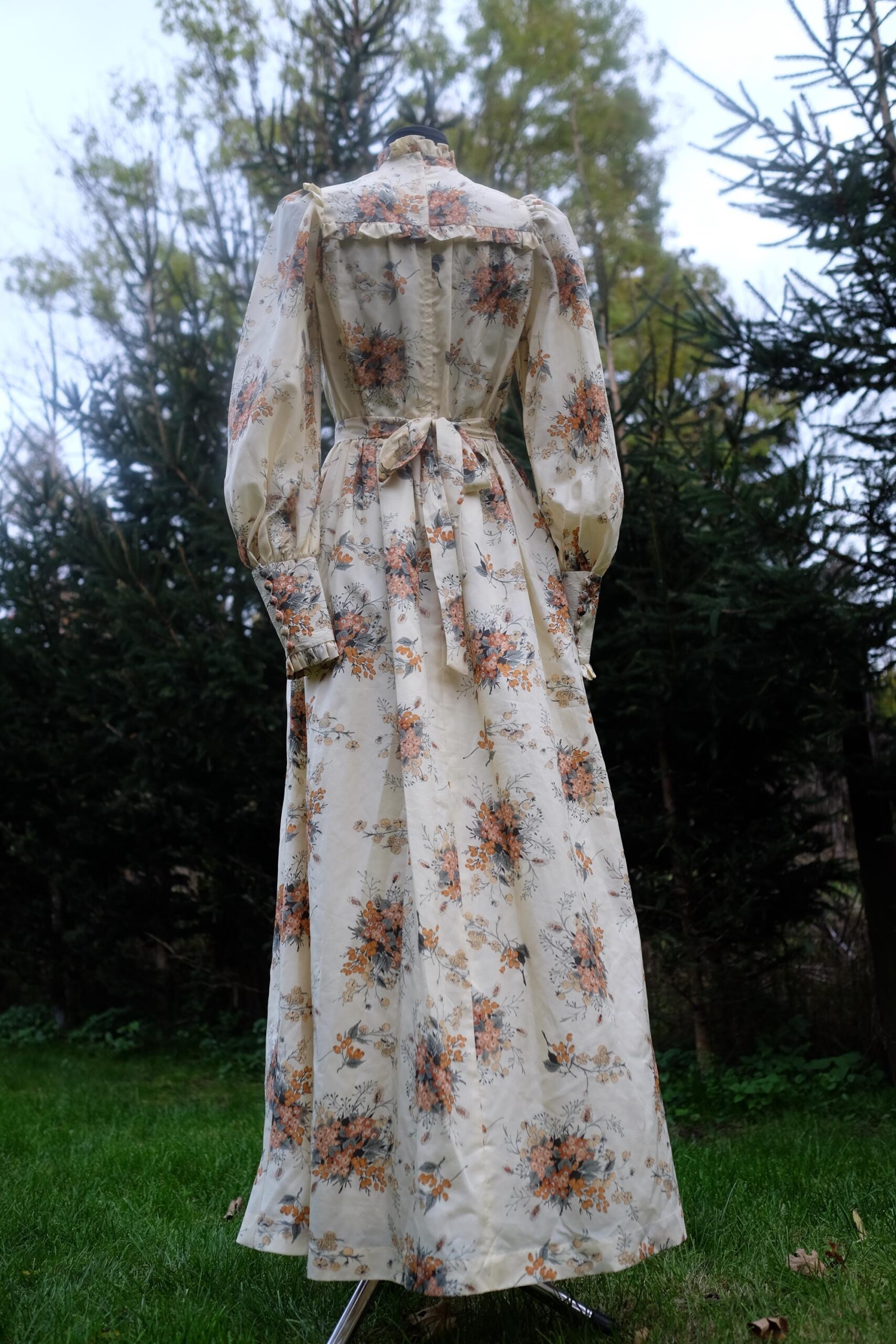 Vintage Prom Dress, 70s Victorian Style Floral Dress, Prairie Ruffled Maxi Dress XS/S - Image 10