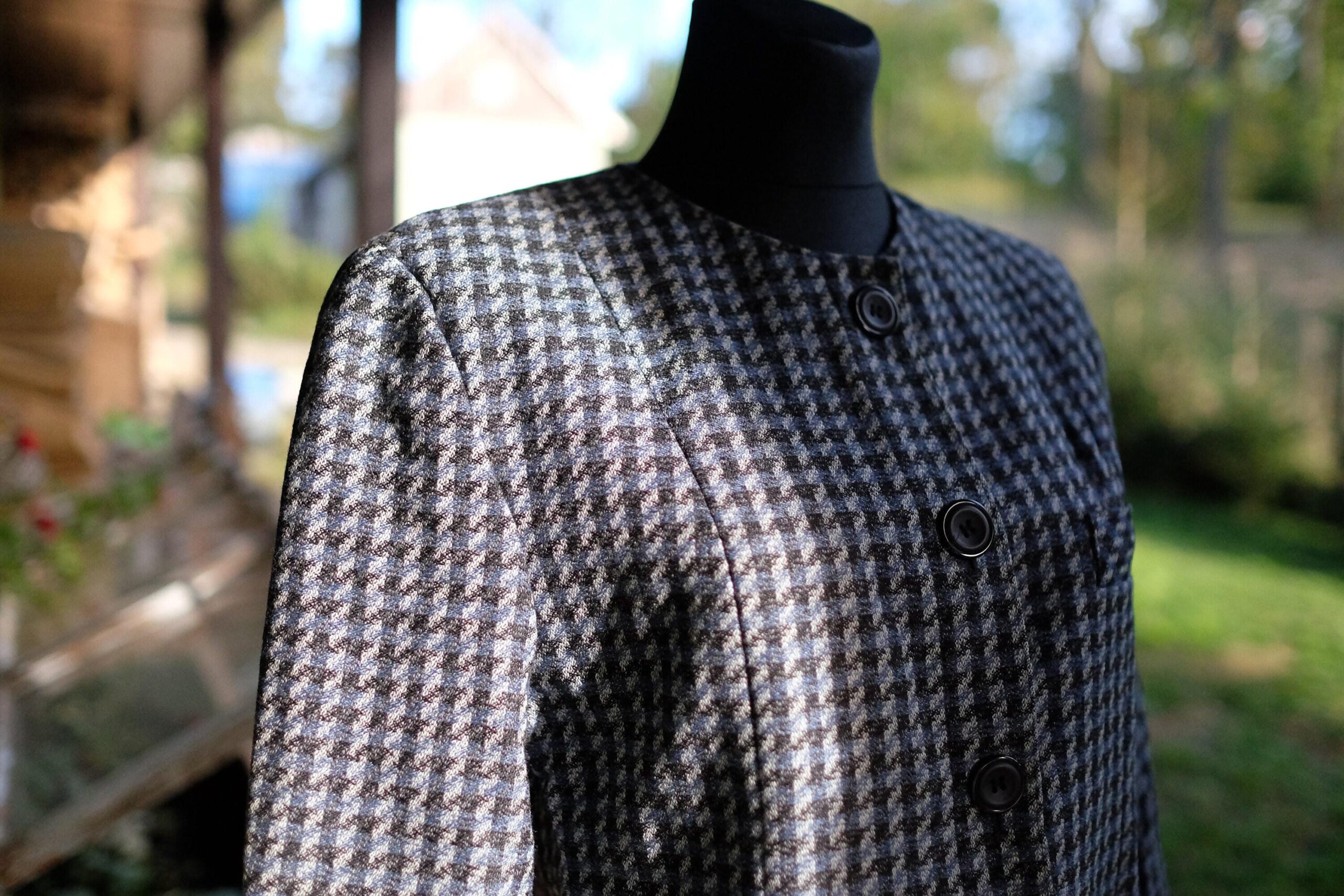 Womens 80s Vintage Tweed Blazer in Blue/Gray - Image 4
