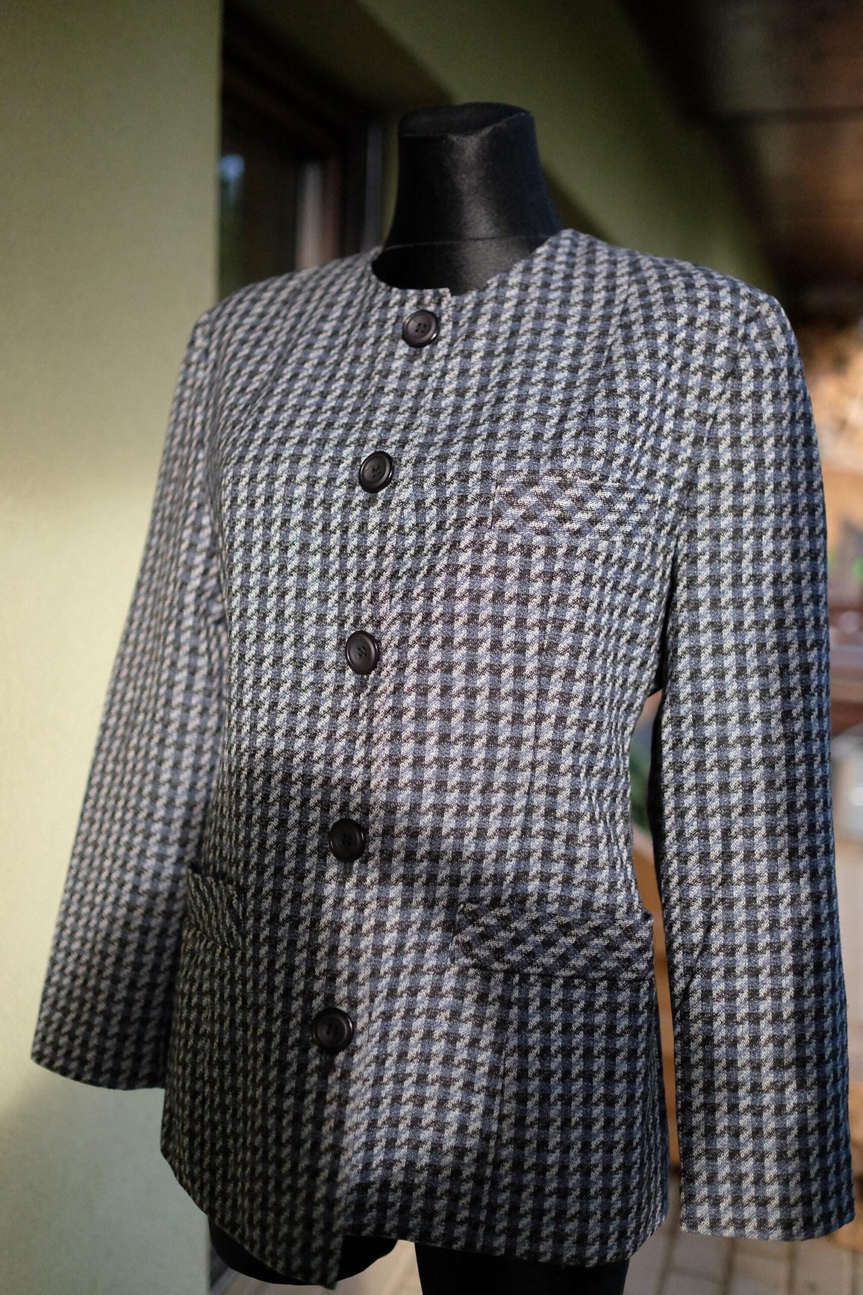Womens 80s Vintage Tweed Blazer in Blue/Gray - Image 5