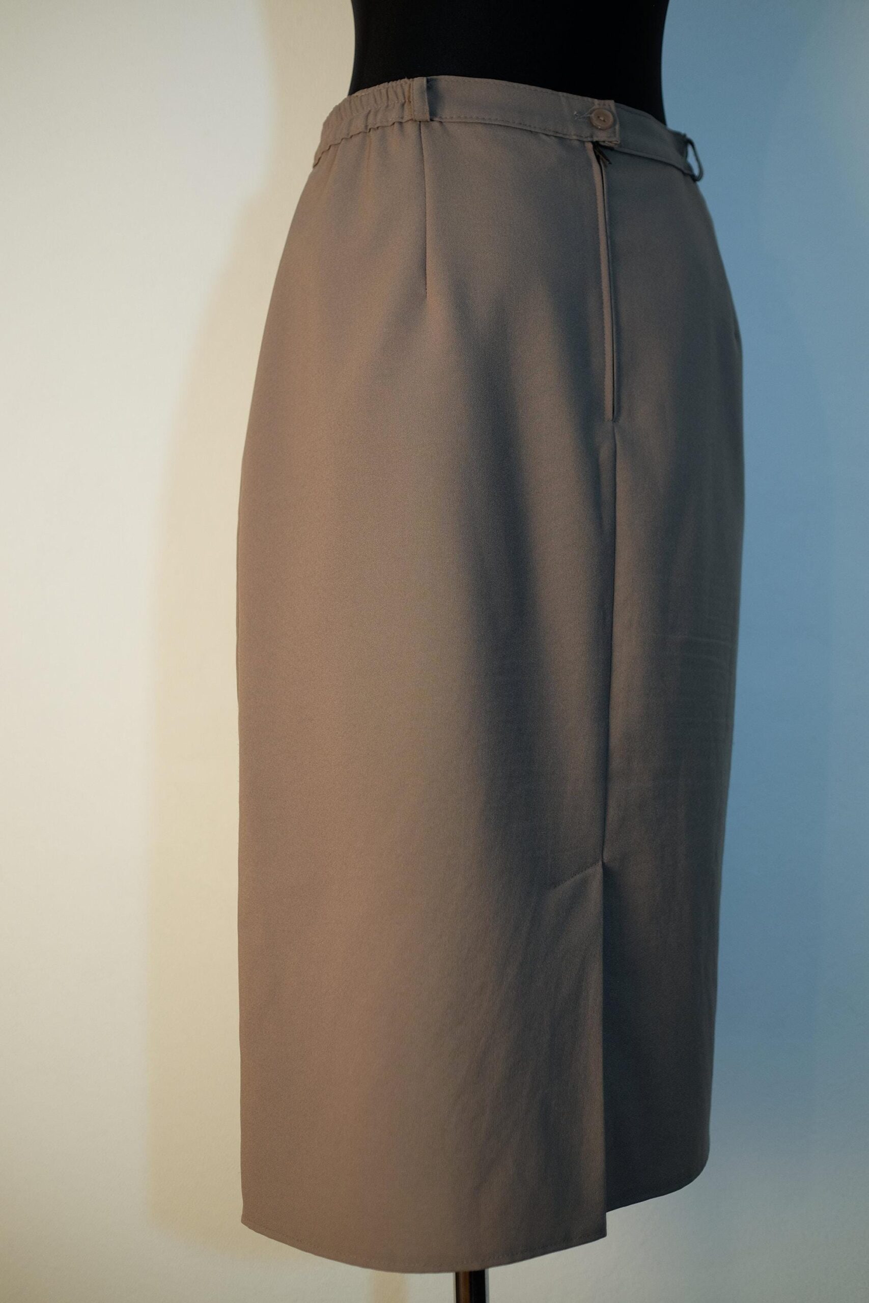 Vintage Gray High Waisted Butťton Up Pencil Skirt Size EU42 US12 L - Image 7