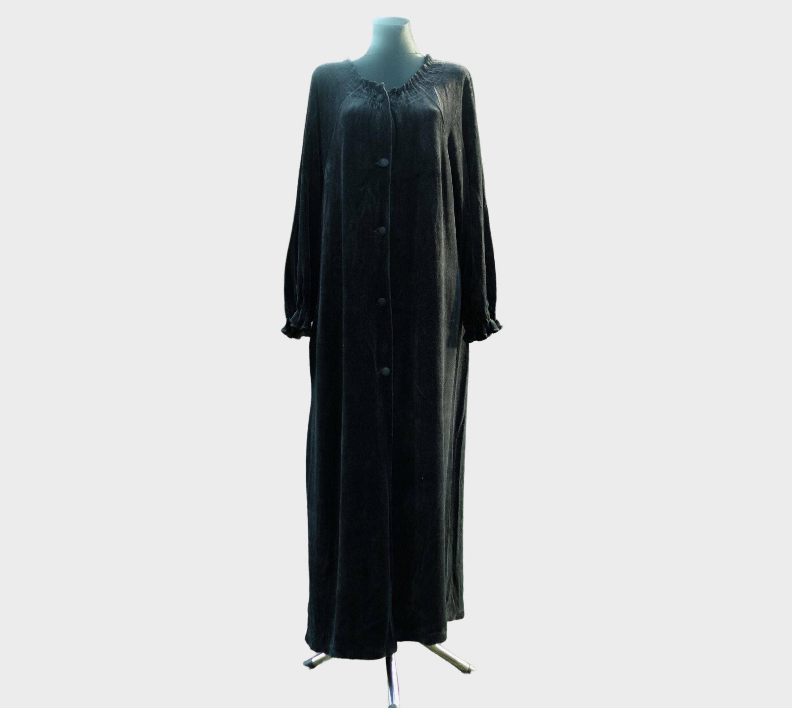 Vintage Black Velvet Robe / Luxurious Button Down Dressing Gown - Image 5