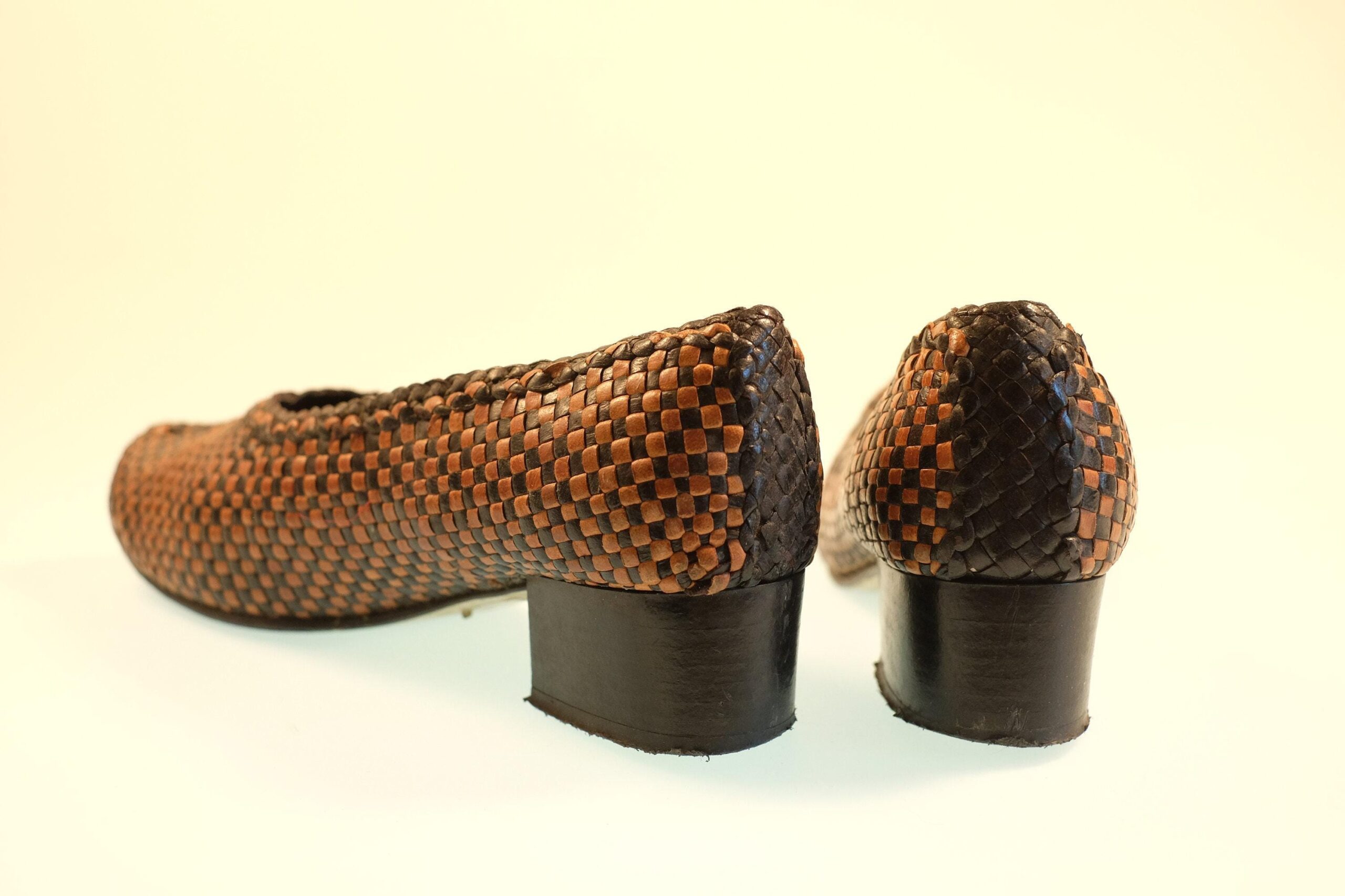 Vintage Woven Braided Leather Black / Brown Shoes SIZE 38 - Image 5