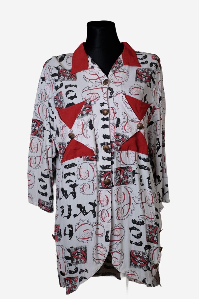 90s Vintage Bold Print Shirt, in contrasting White Red Black colors