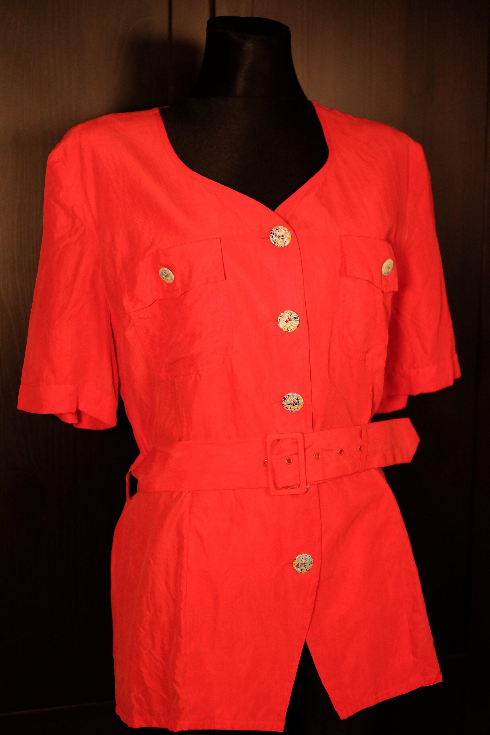 80s/90s Vintage Red Blouse with Short Sleeves and Belt - Image 8