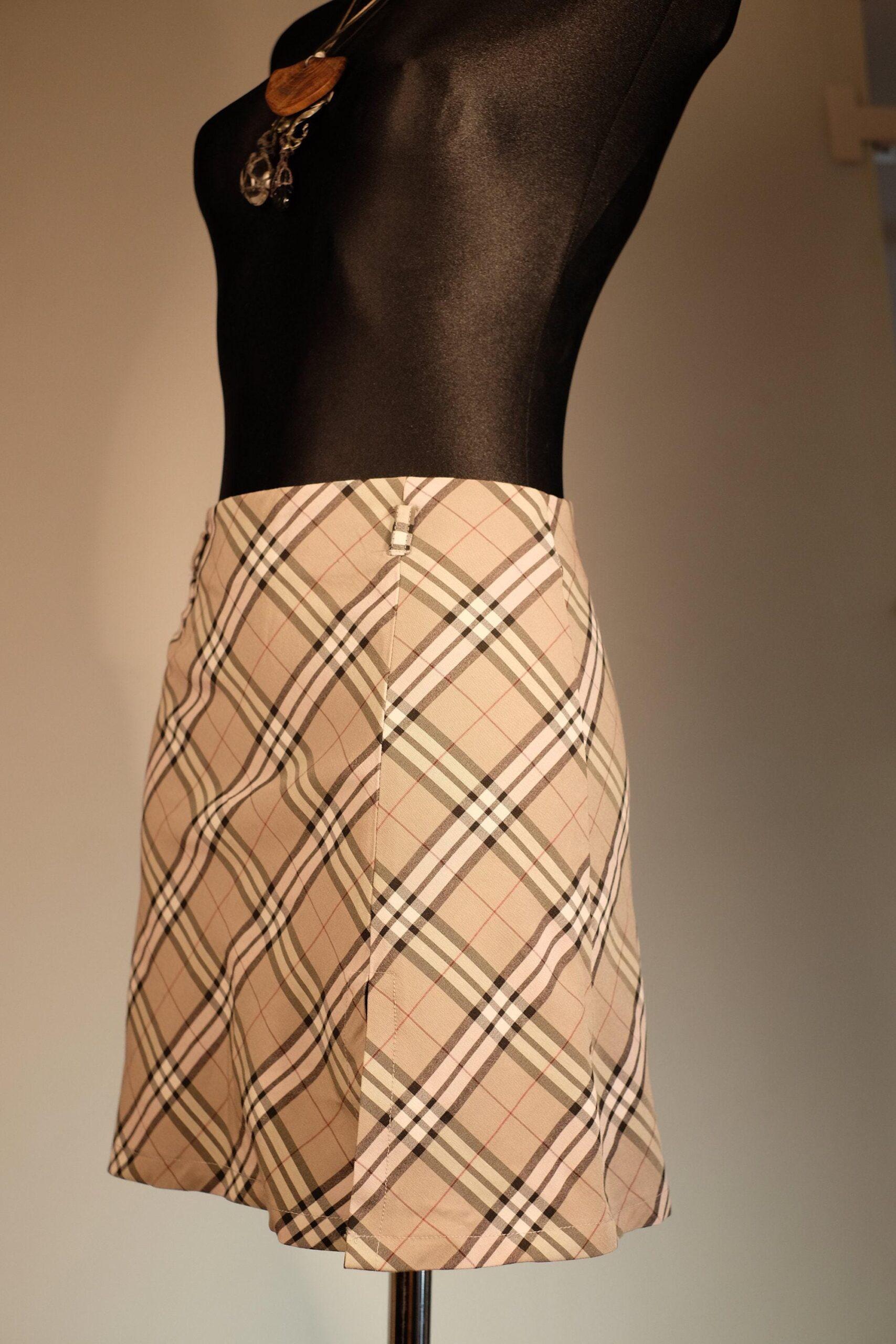 90s/Y2K Tartan Plaid Mini Skirt in Beige, Vintage Dark Academia Skater Skirt - Image 8