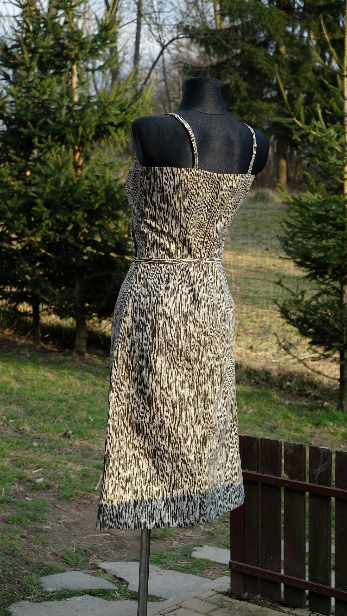 Vintage 60s Animal Print Two piece ensemble/ Set /Two piece dress - Image 8