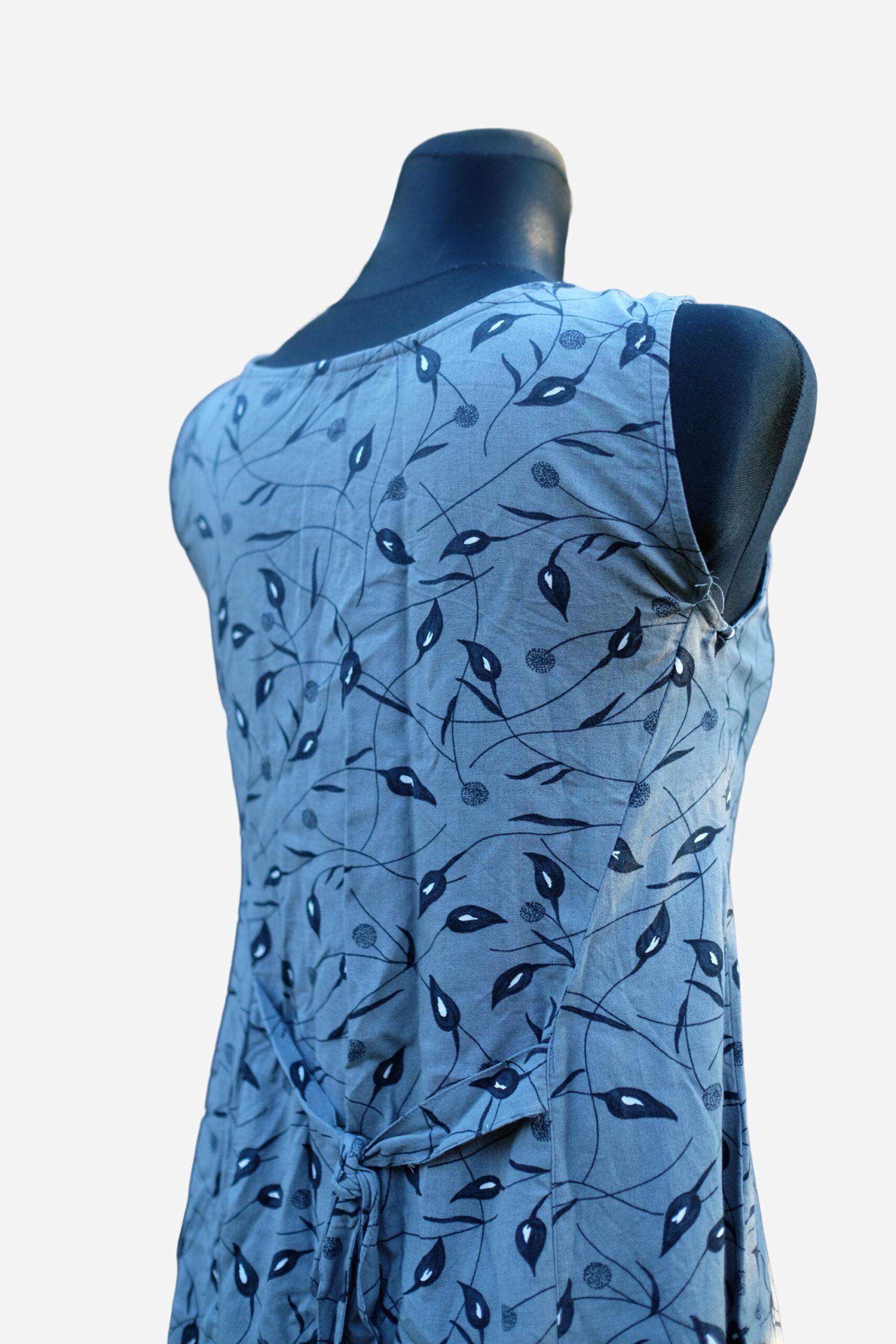 Vintage 90s Gray Floral Dress, Button Up Sleeveless Dress - Image 2